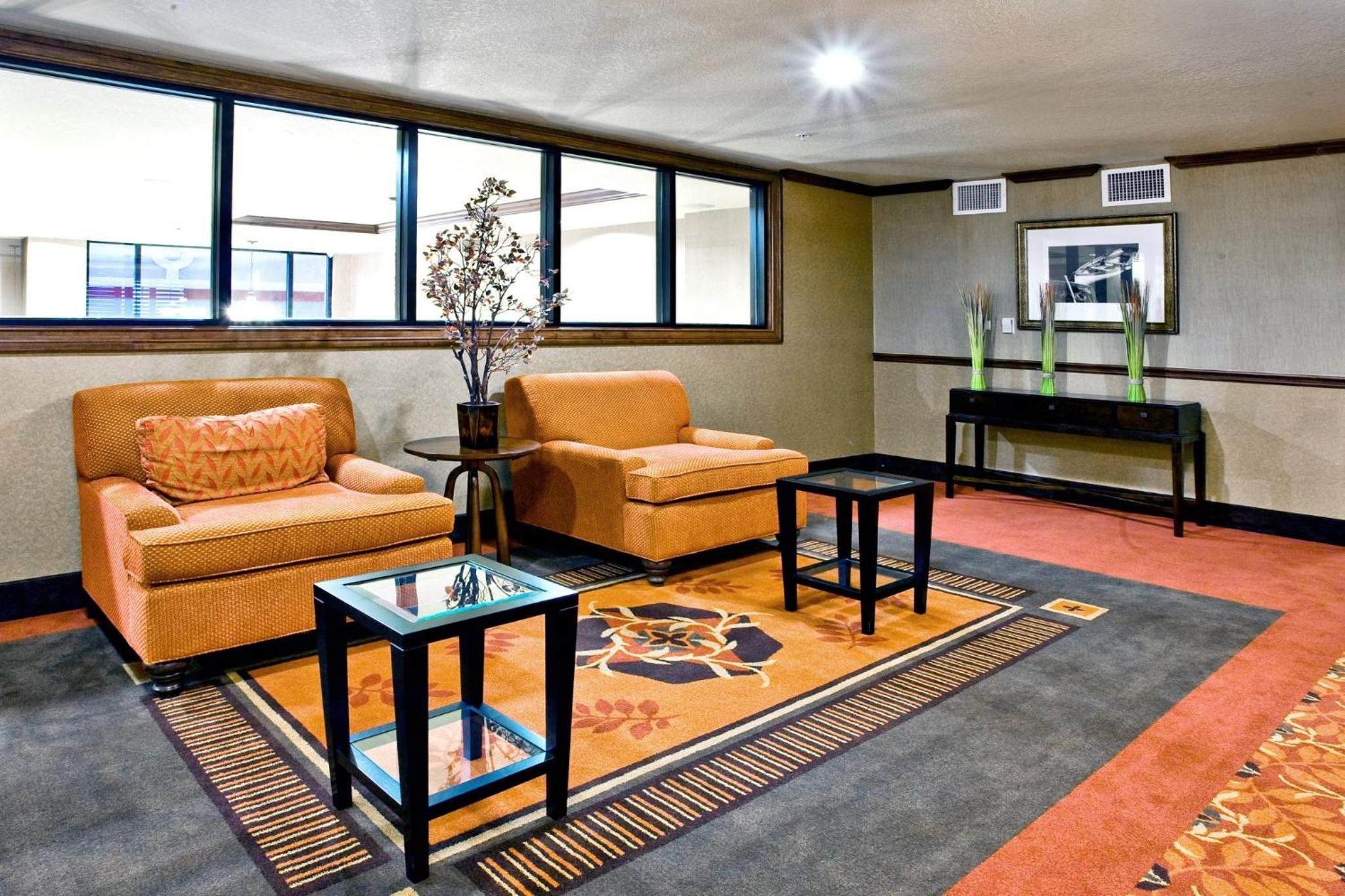 Sebring Vacations - Holiday Inn Express Hotel  Suites Lake Placid, an IHG Hotel - Property Image 5