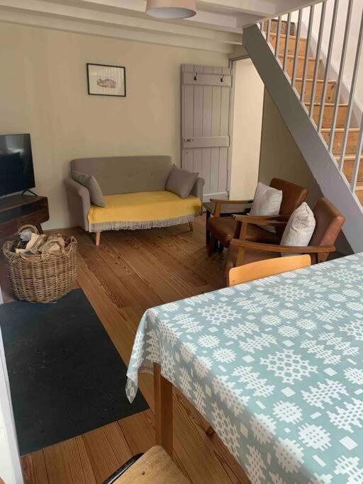 Character Cottage Nr Betws Y Coed. view 3