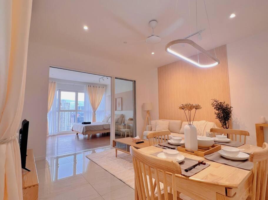 KL Tower View @ Quill Residence, Walking Distance to LRT & Monorail Near Quill City Mall