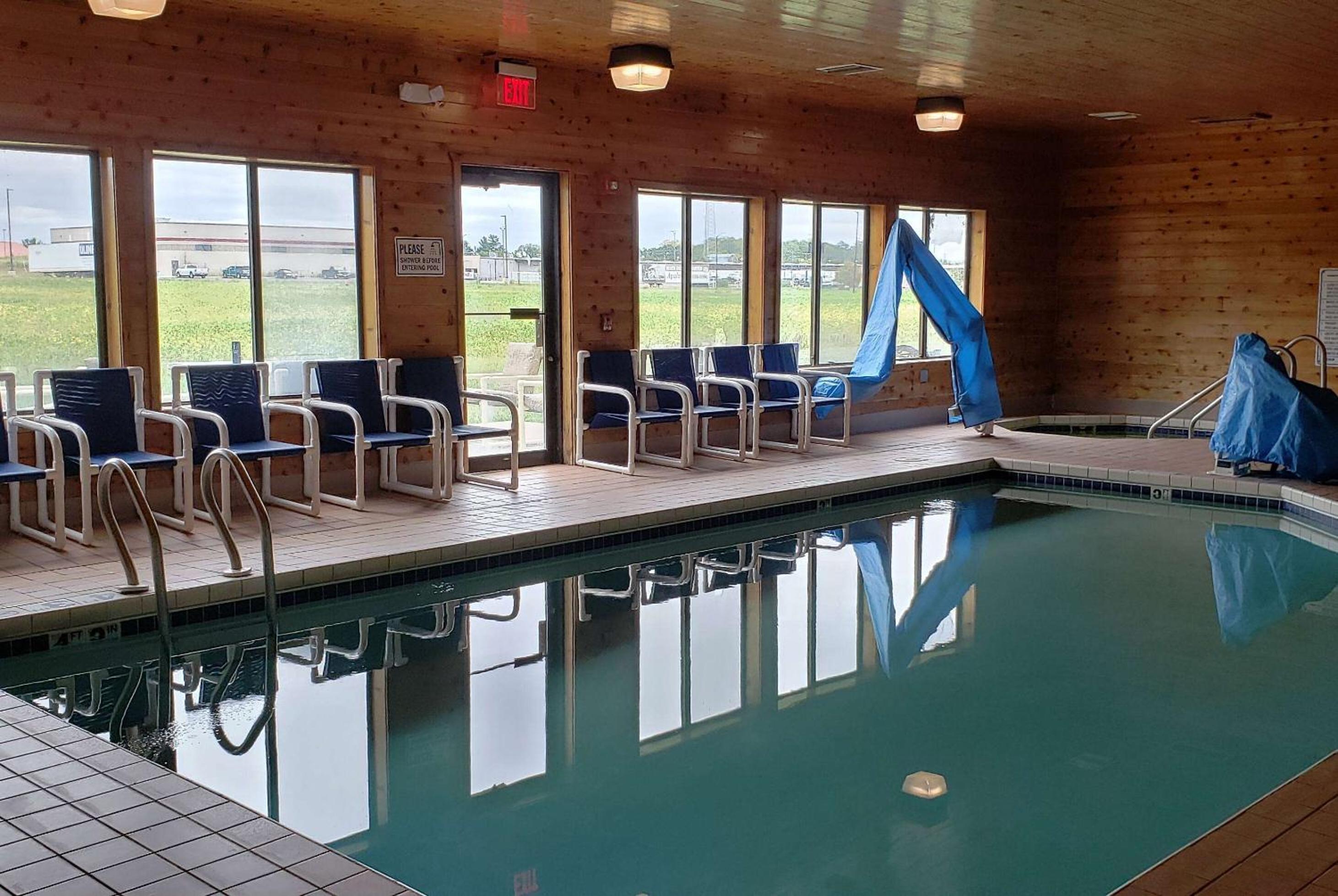 AmericInn by Wyndham Mauston view 2