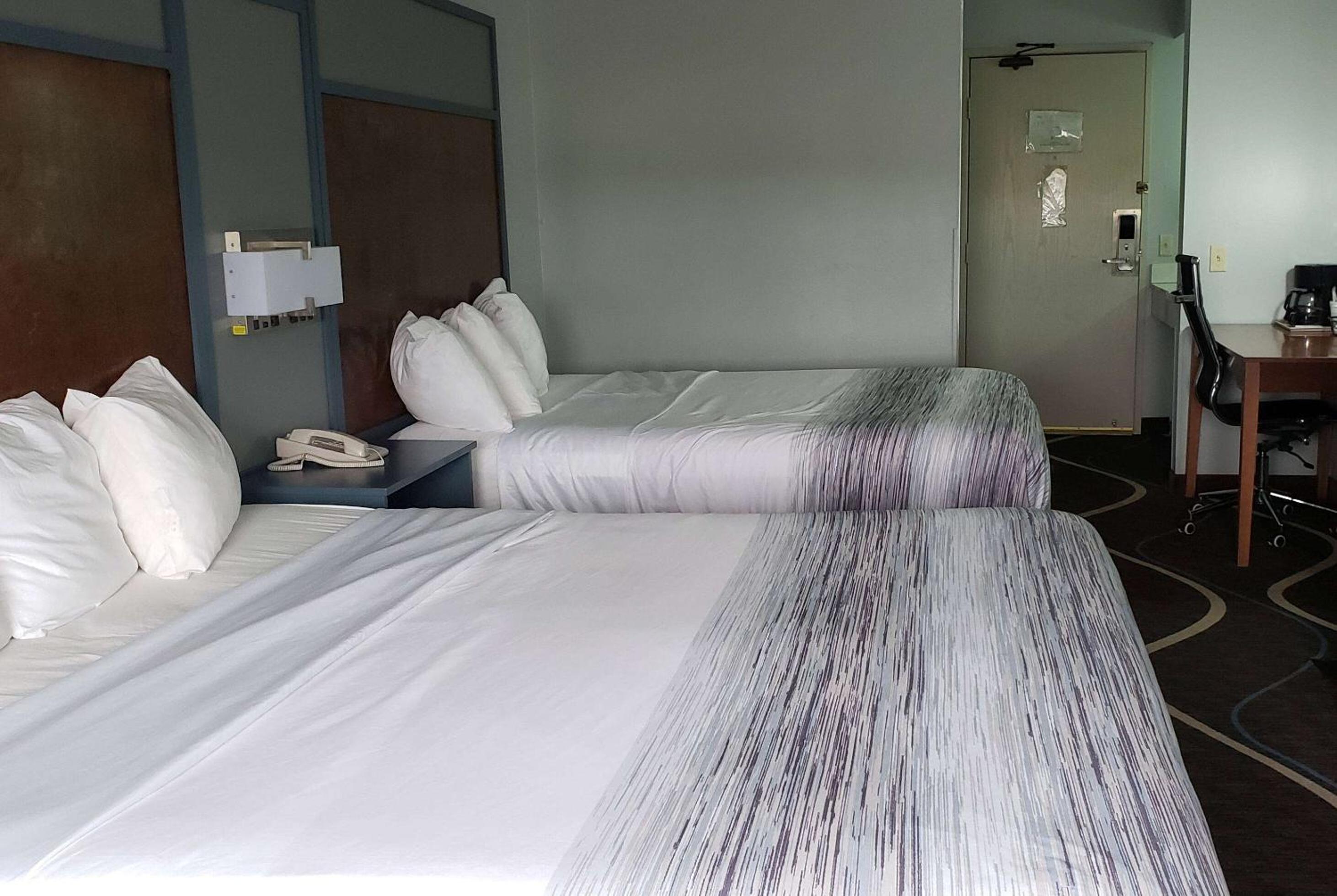 AmericInn by Wyndham Mauston view 4