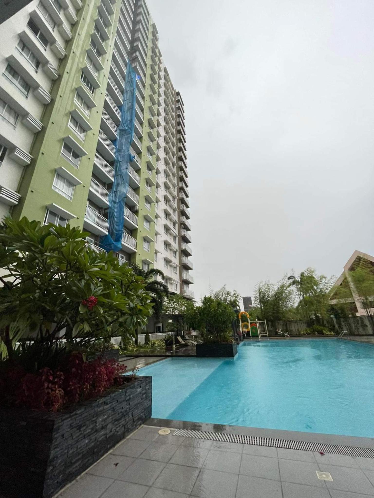 Classy and affordable studio unit view 2