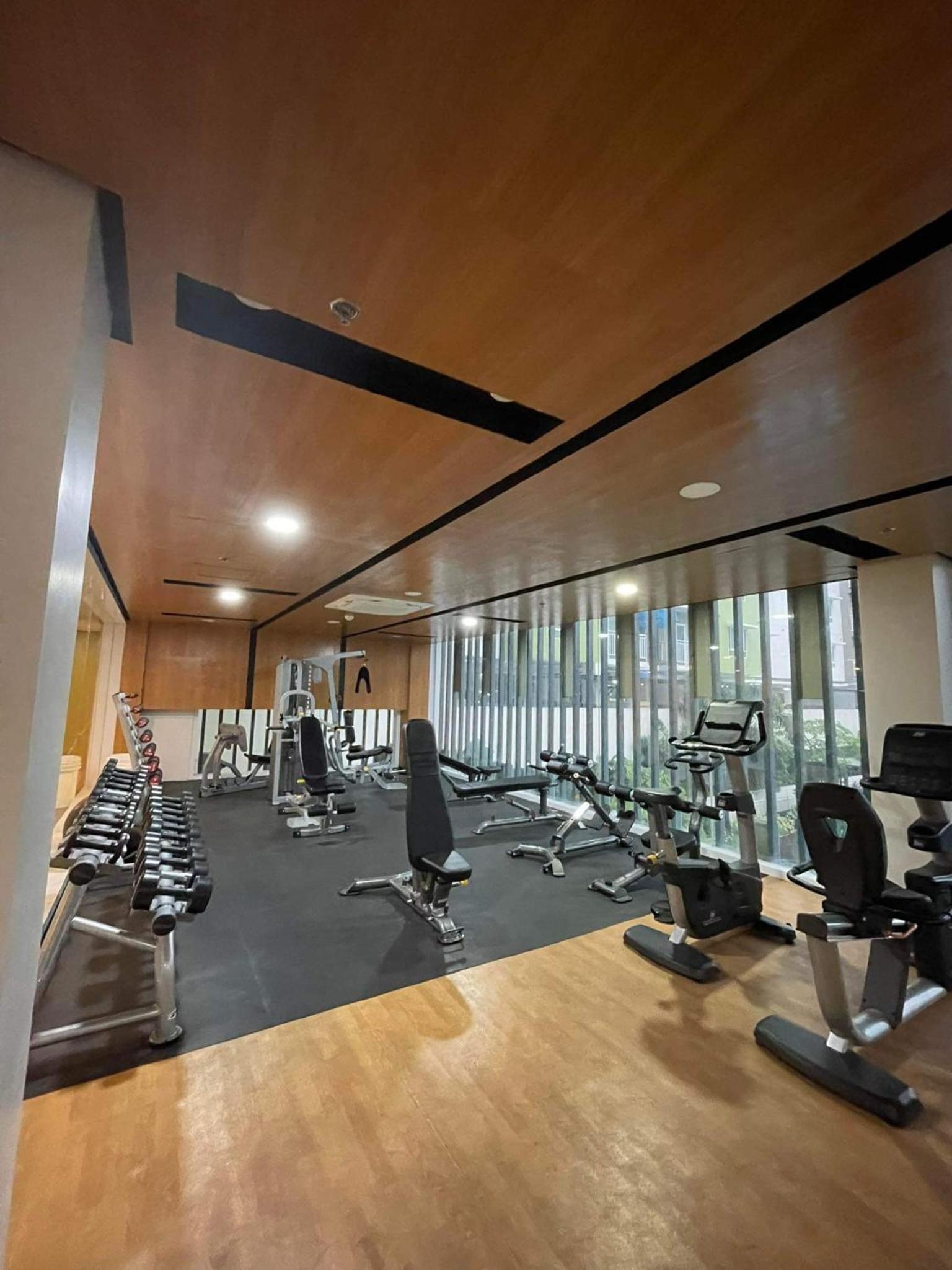 Classy and affordable studio unit view 3