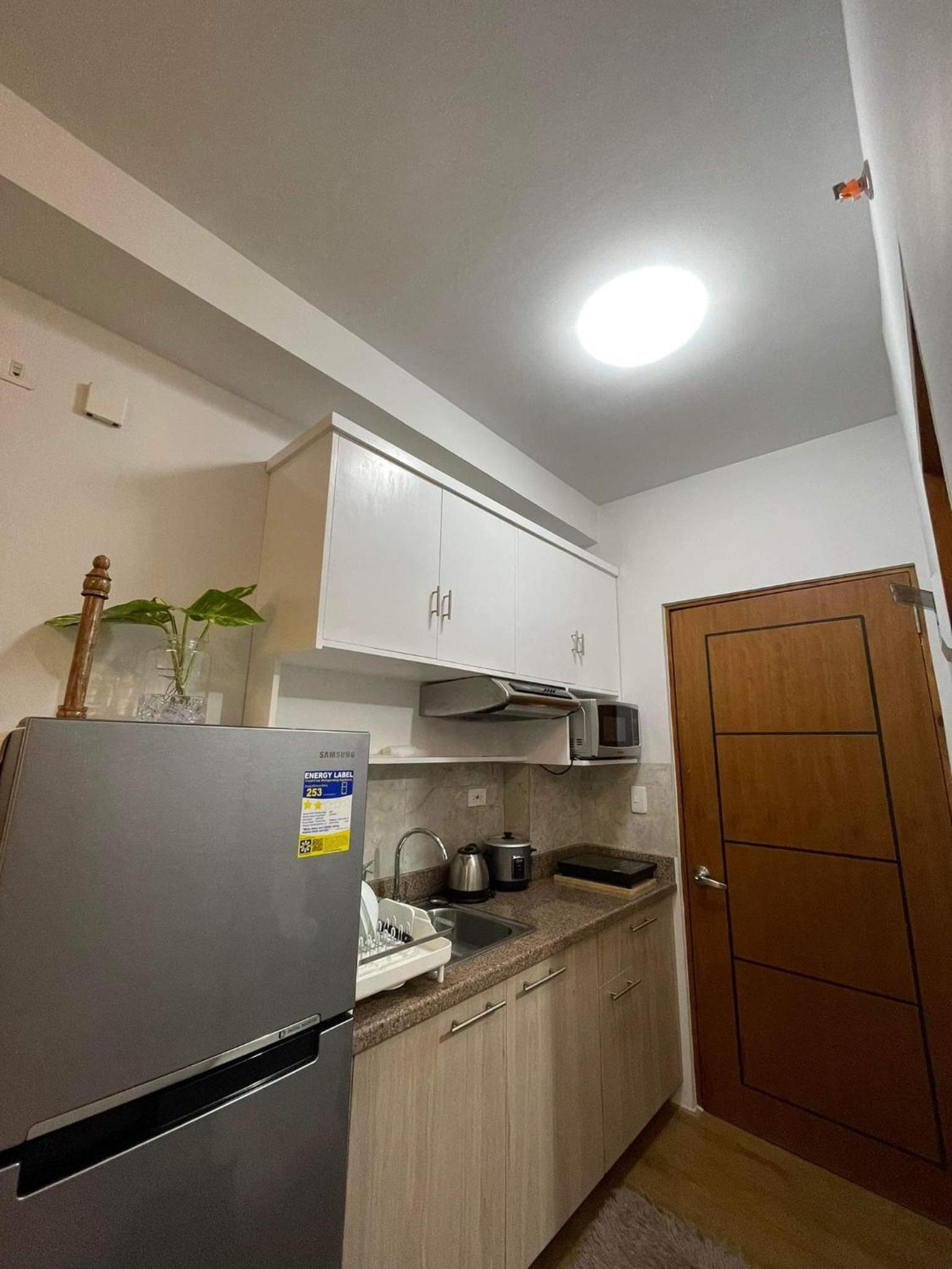 Classy and affordable studio unit view 5