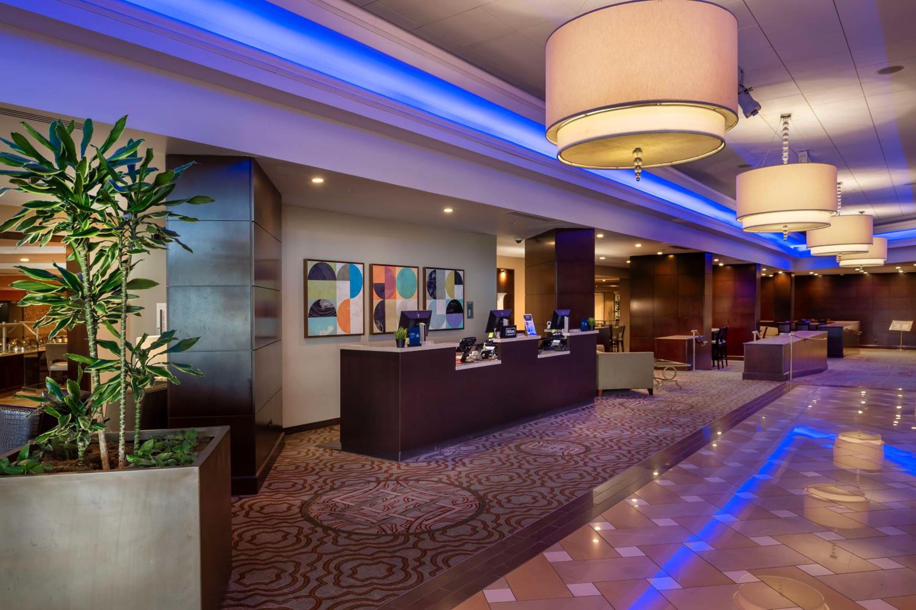 St Louis Vacations - Hilton St. Louis Airport - Property Image 3