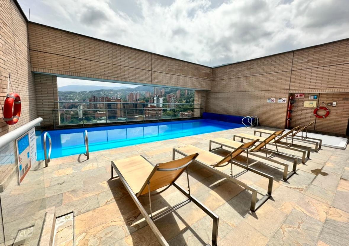 Apto Medellin, Poblado