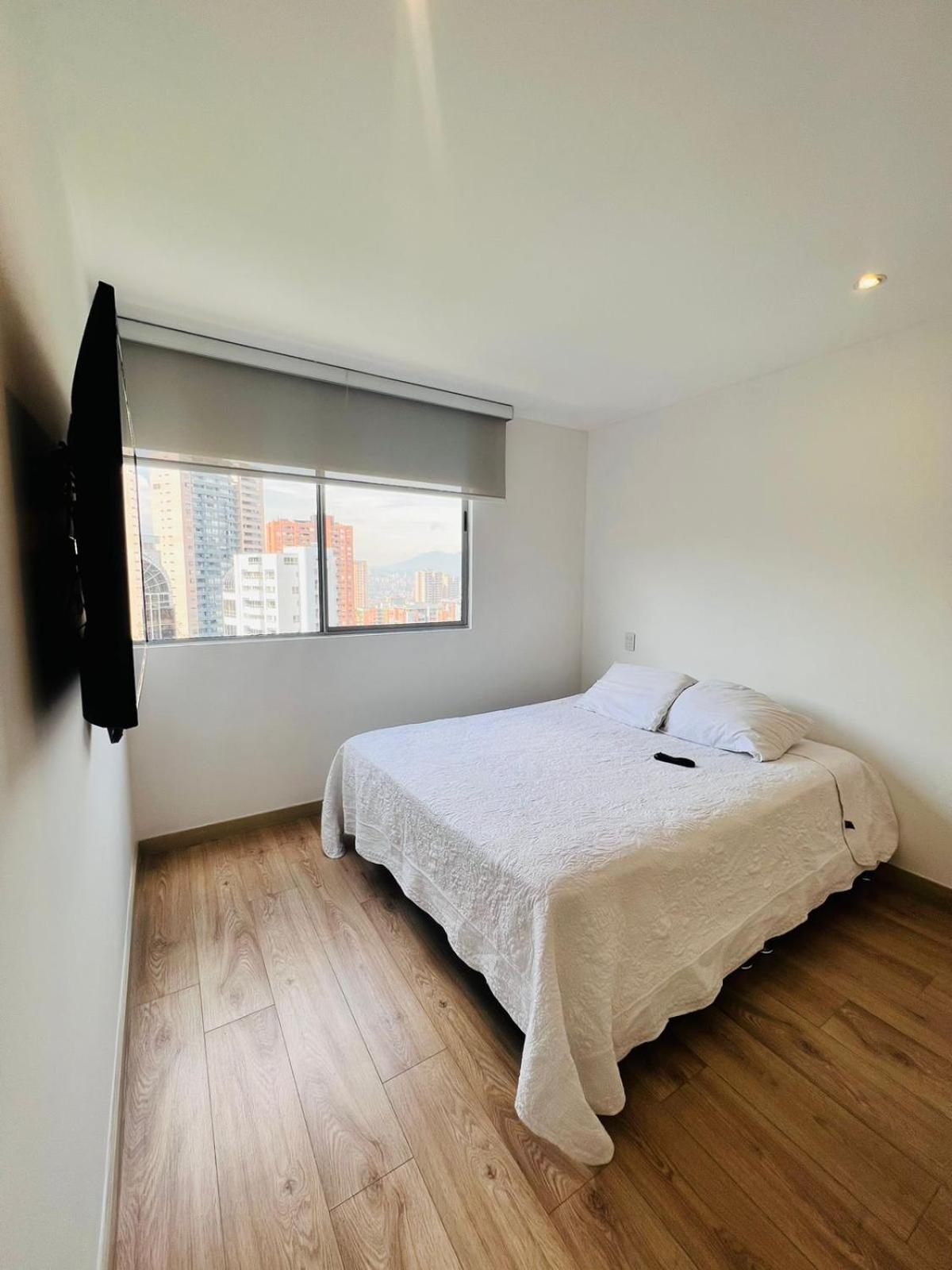 Apto Medellin, Poblado