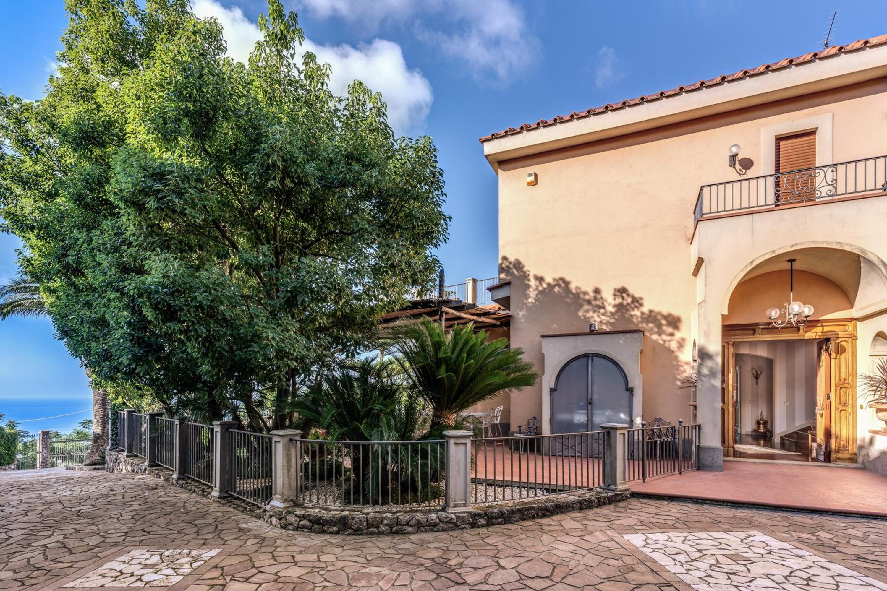 Villa Solatia