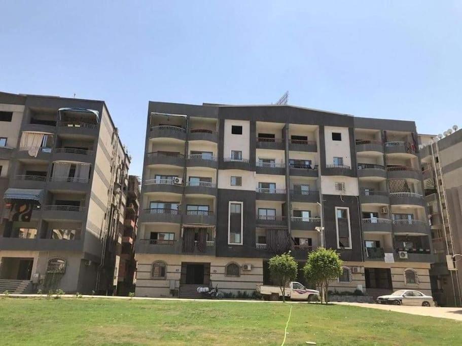 Lovely apartment Right Near Everywhere U Want 2 B