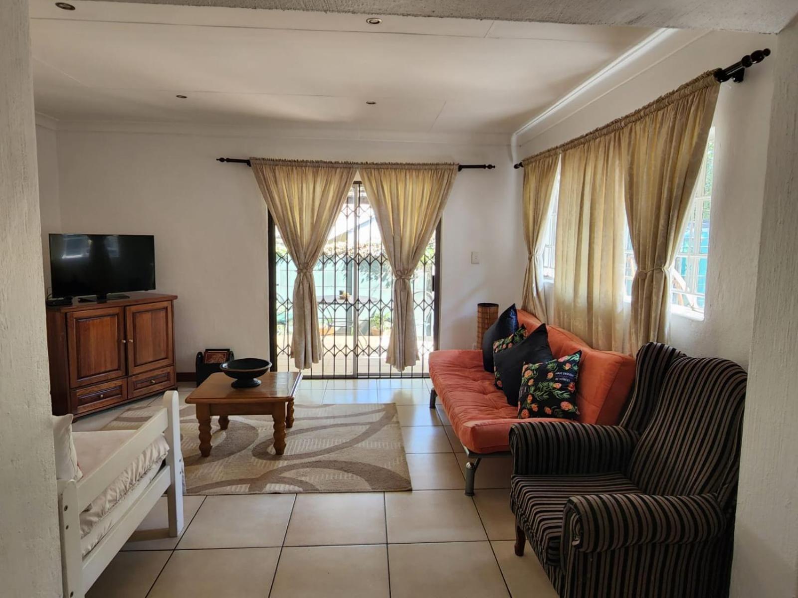Six Valk Avenue Guest House
