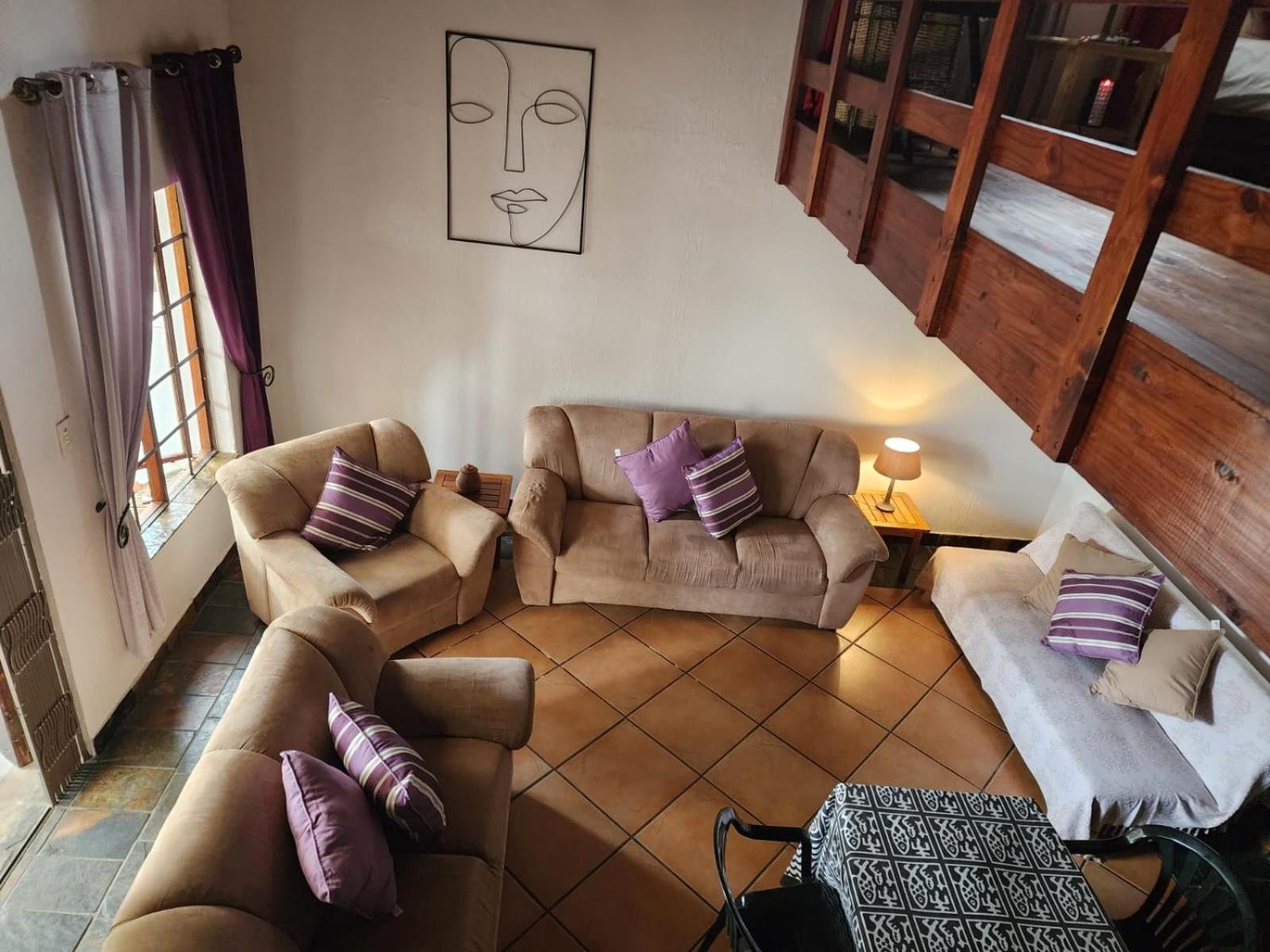 Six Valk Avenue Guest House