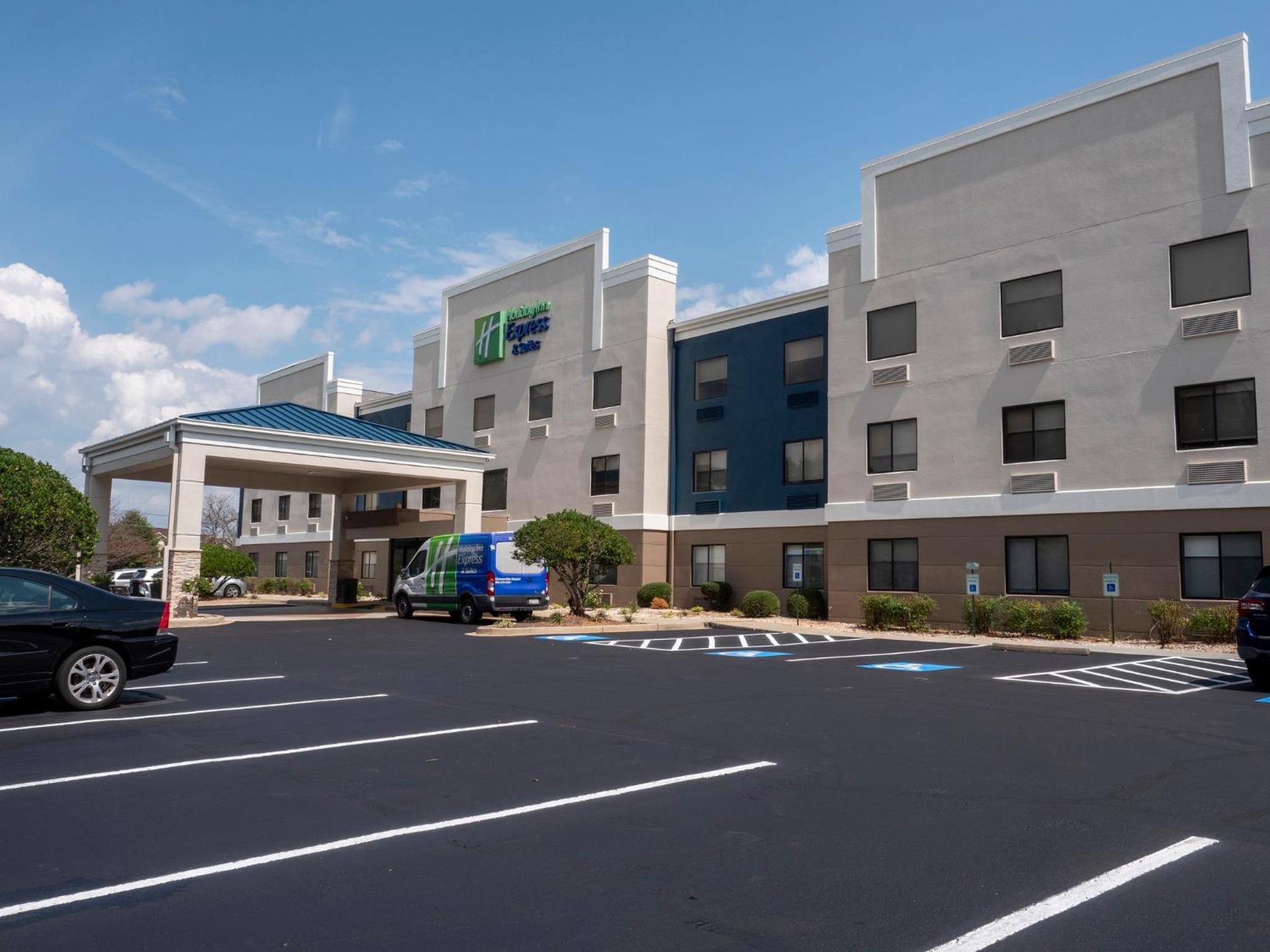 Hotel Holiday Inn Express & Suites Greenville Airport By Ihg
