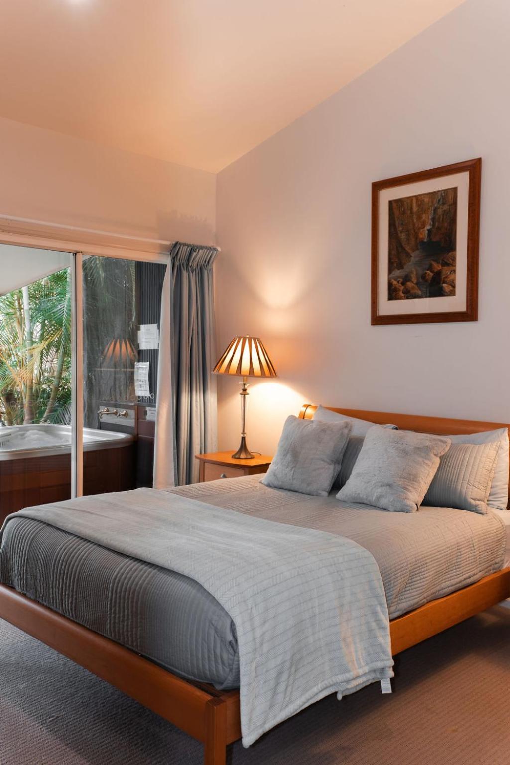 Lake Russell Lakeside Retreat