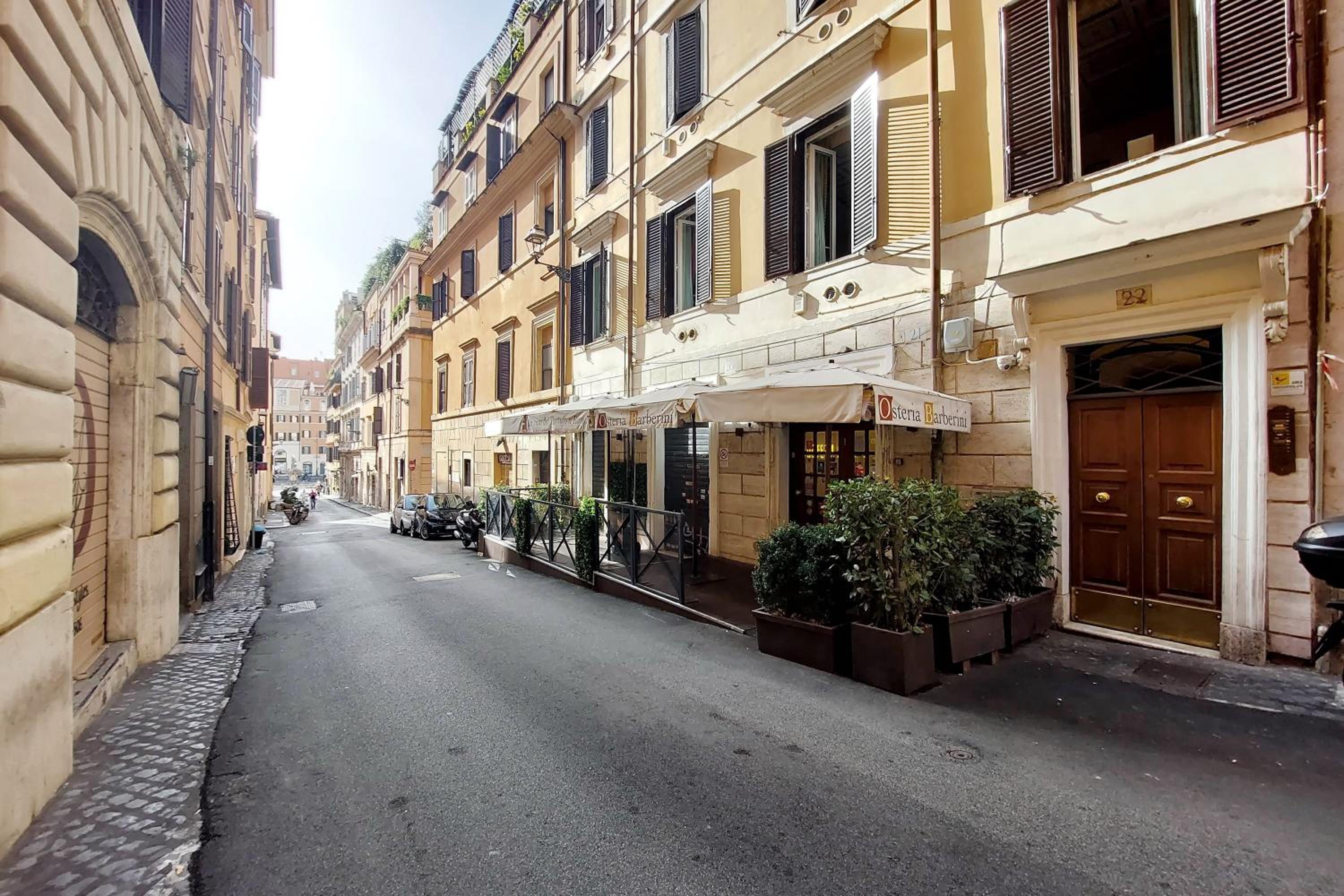 suity I cozy barberini studio