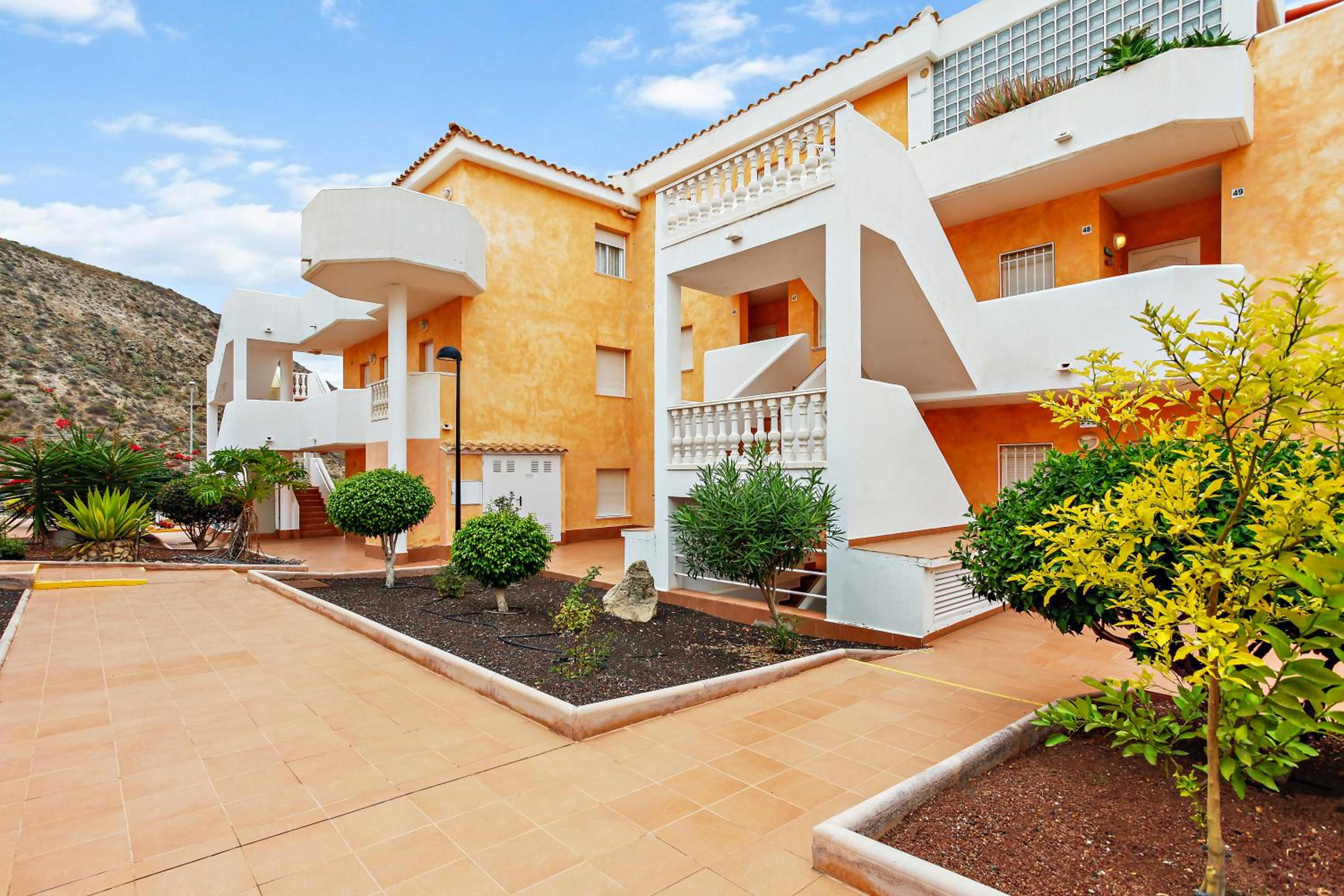 1 bedroom Giuly sea views in Los Cristianos view 2