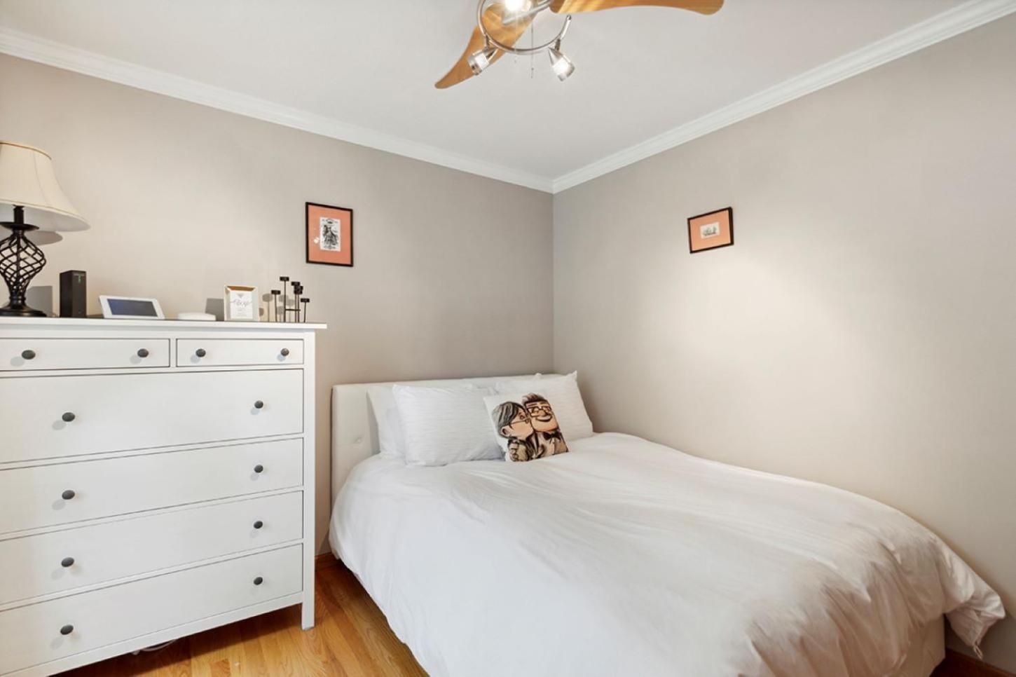 PET FRIENDLY - SAUNA - FREE EV - Near Jim Thorpe, Kalahari & Camelback view 3