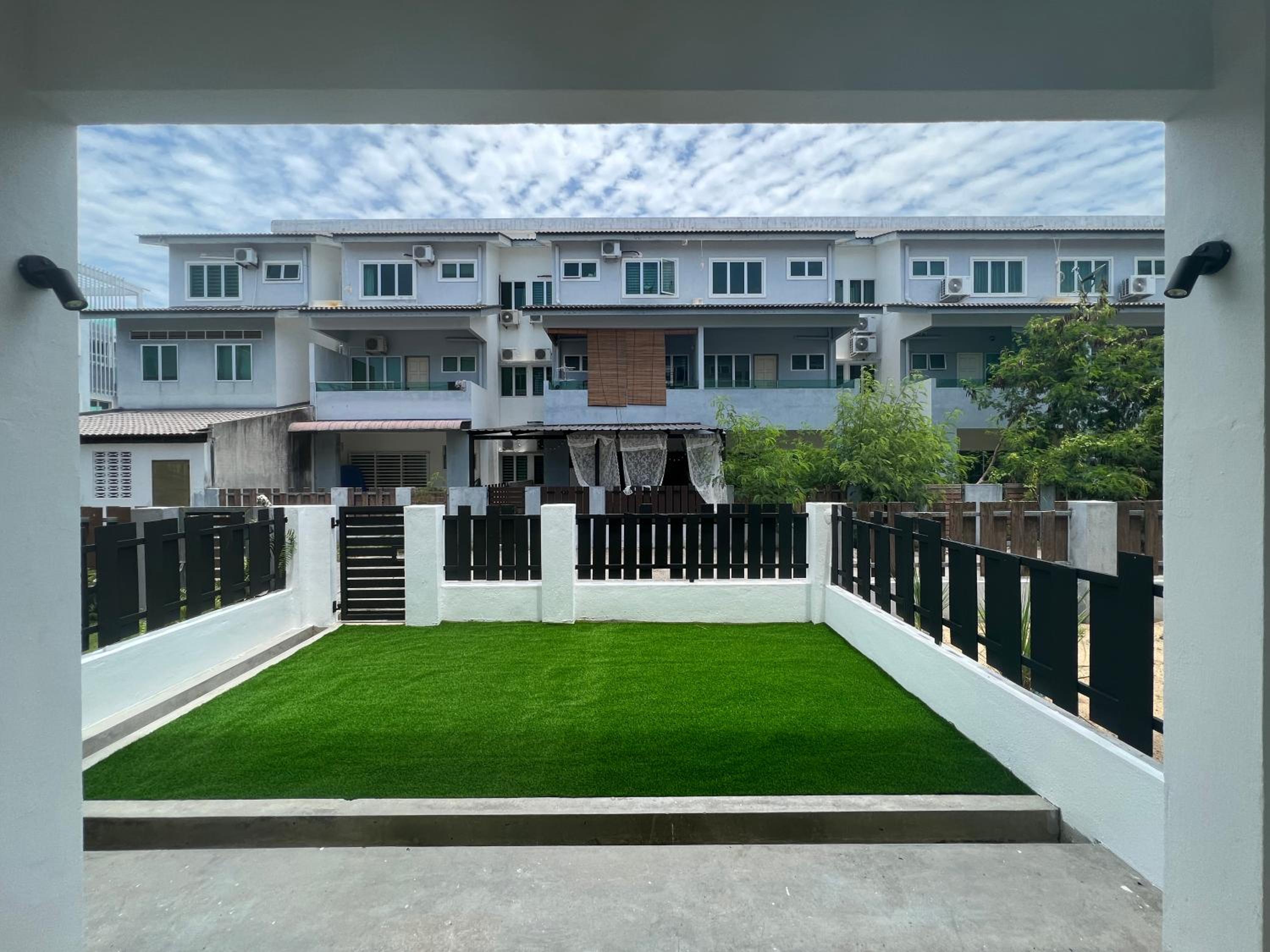 Trichrome Marina Island Pangkor Minimalist 5R4B Villa photo 6
