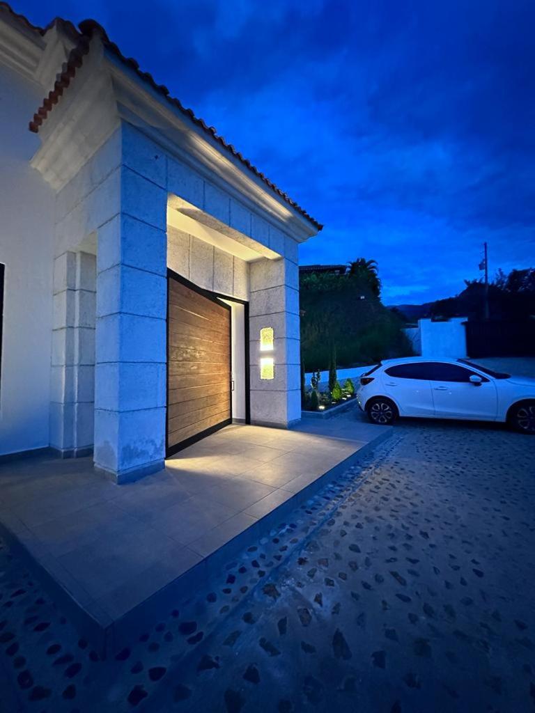 Hotel Villa Venecia Colonial