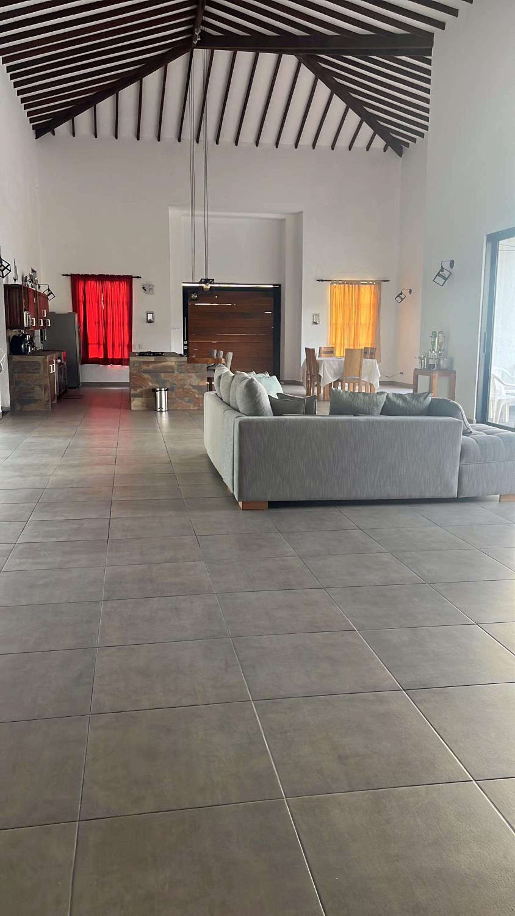 Villa Venecia Colonial