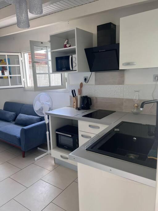 Villa Sissy: T2 avec jaccuzzi view 3