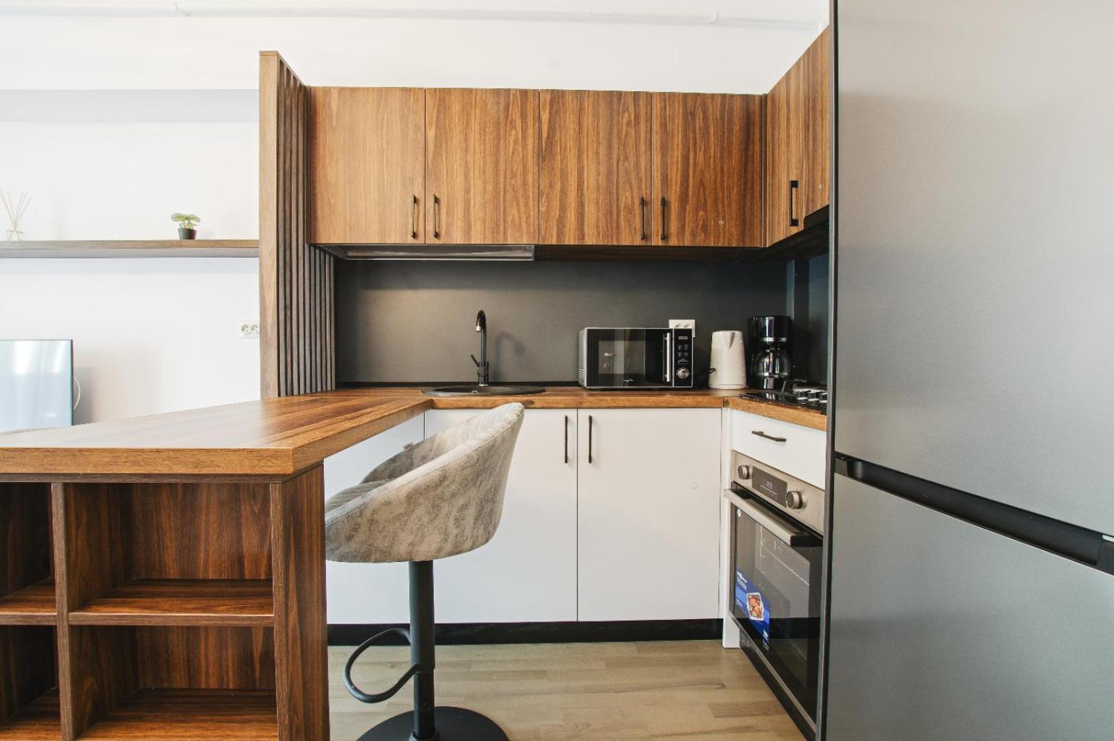 Himson Brown Apartment-Self Check-in near Airport & Mall view 2