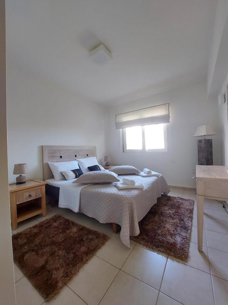 Infinity Night Villa