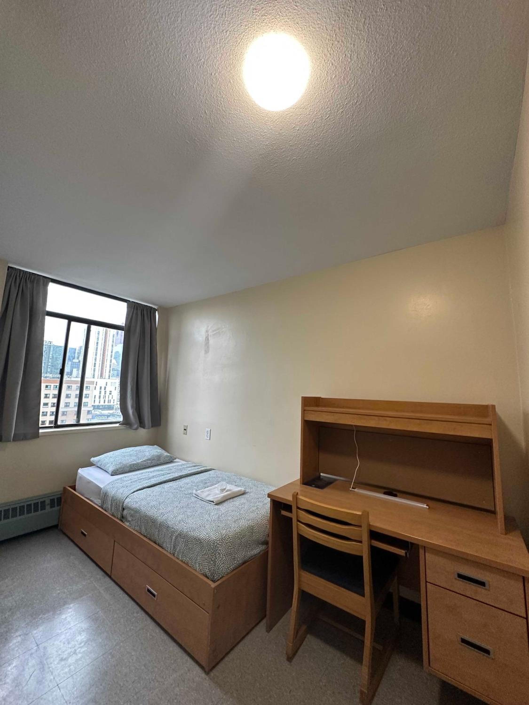 Neill Wycik Hostel - Image 2