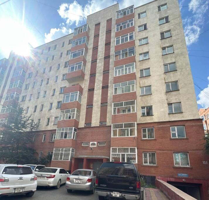 Cozy Urban Apartment at Downtown view 5