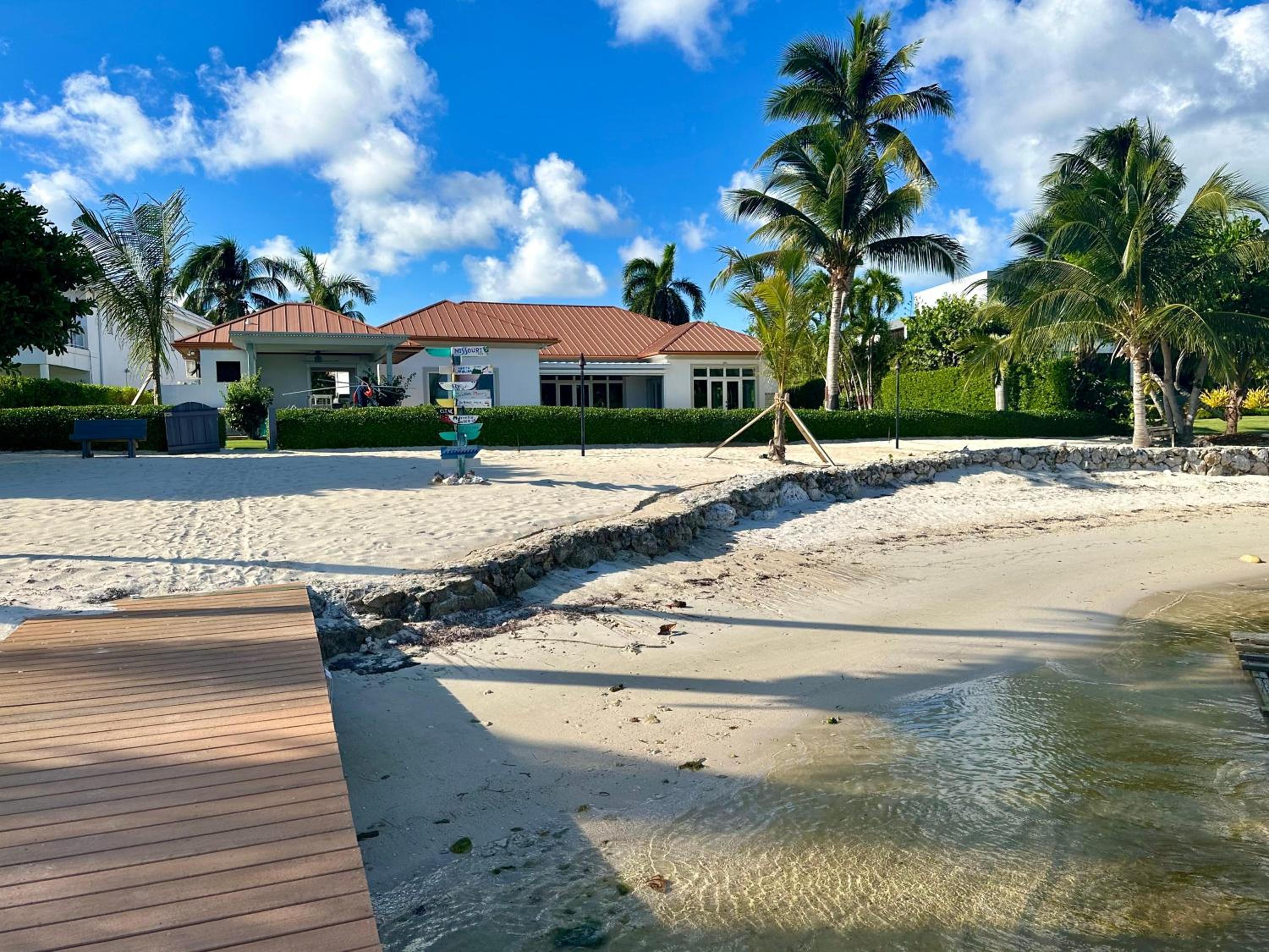 Faroway Luxury Villa