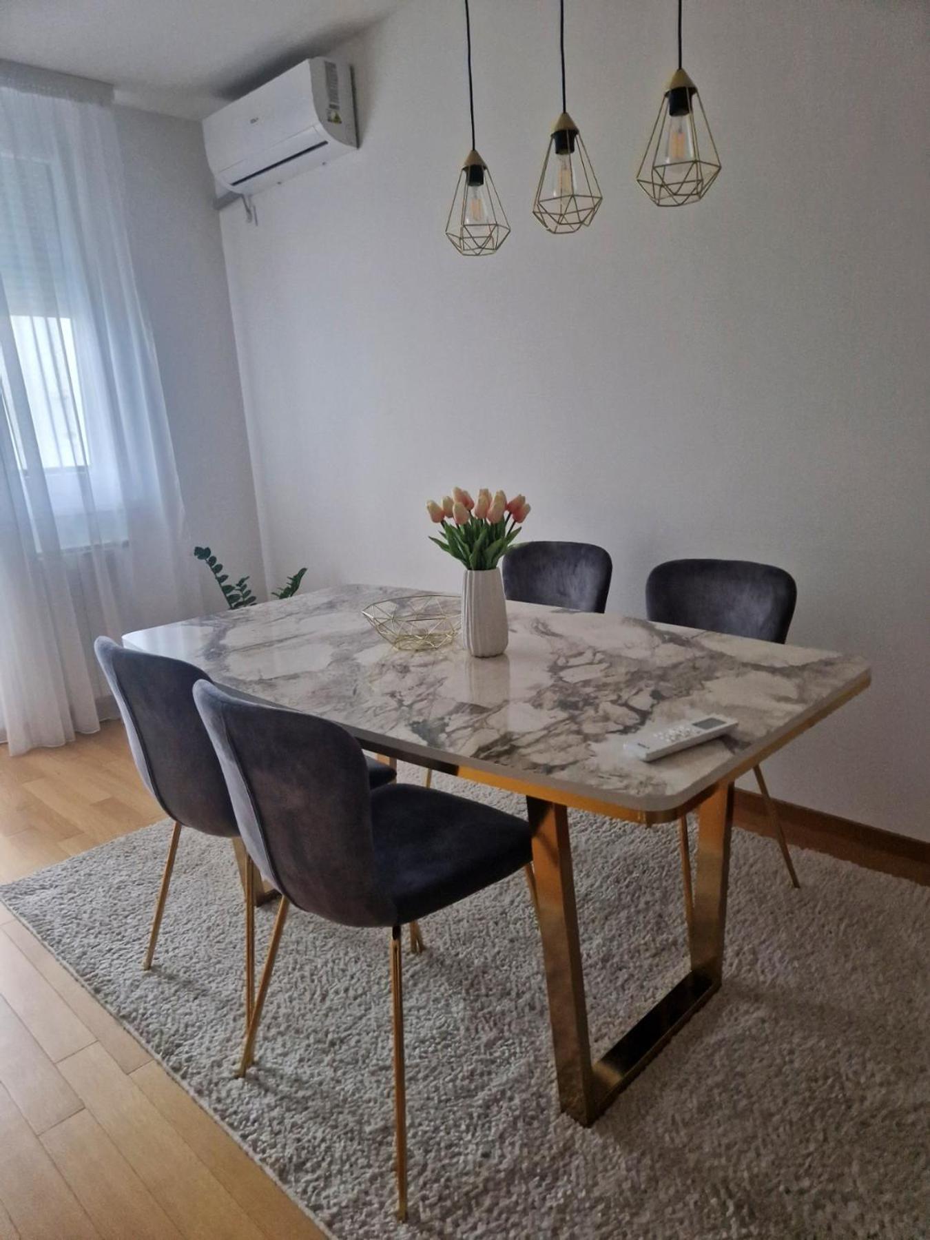 Apartman Lena
