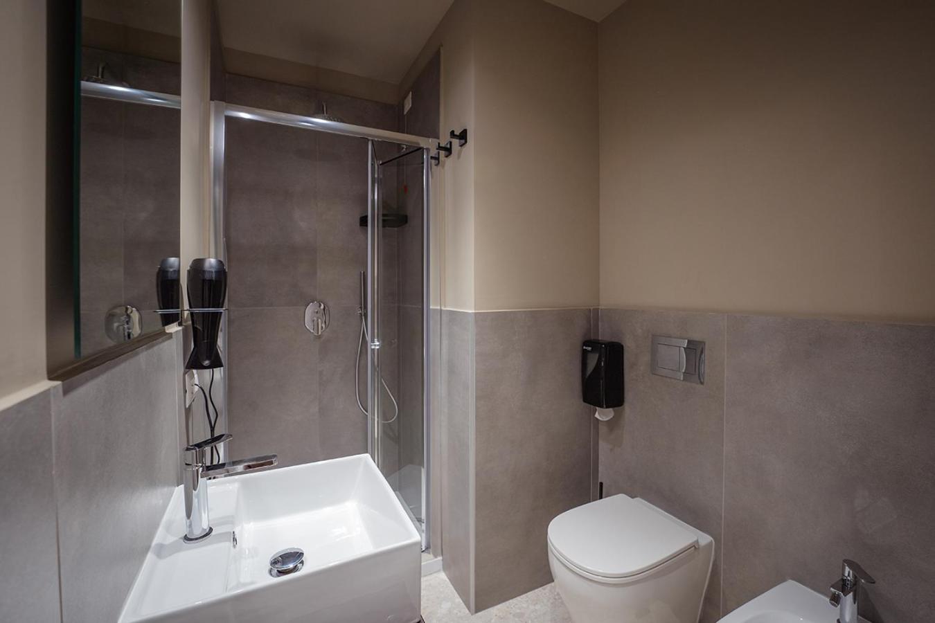 Mia Suites Porto