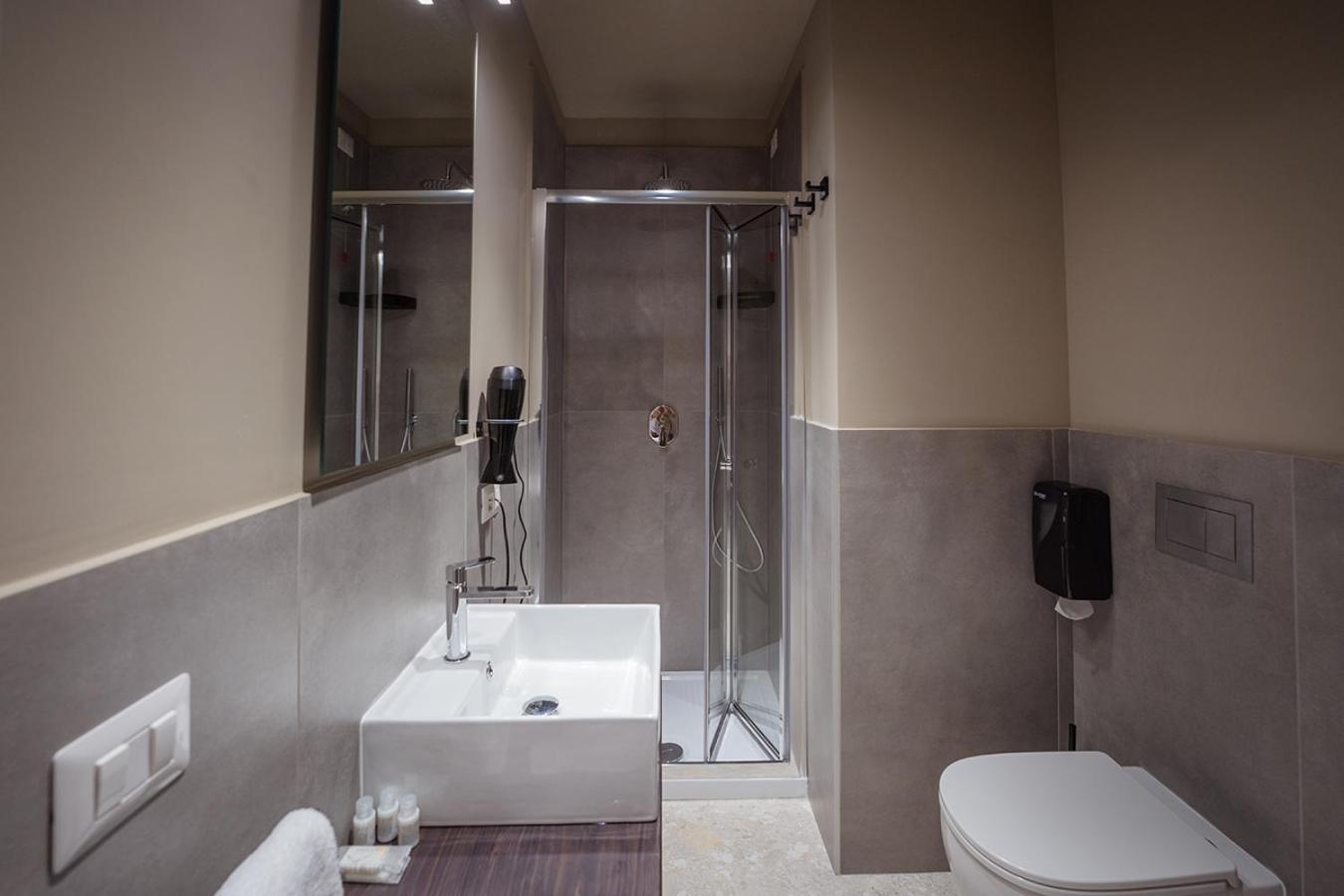 Mia Suites Porto