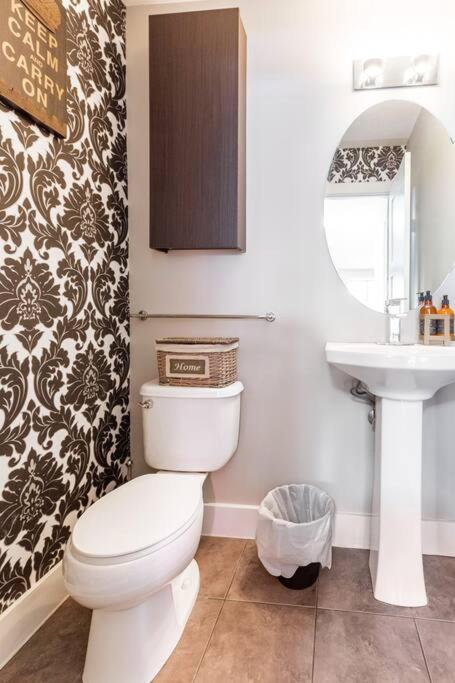 Shop, Dine, and Comfort Family Home Henday Drive Gem