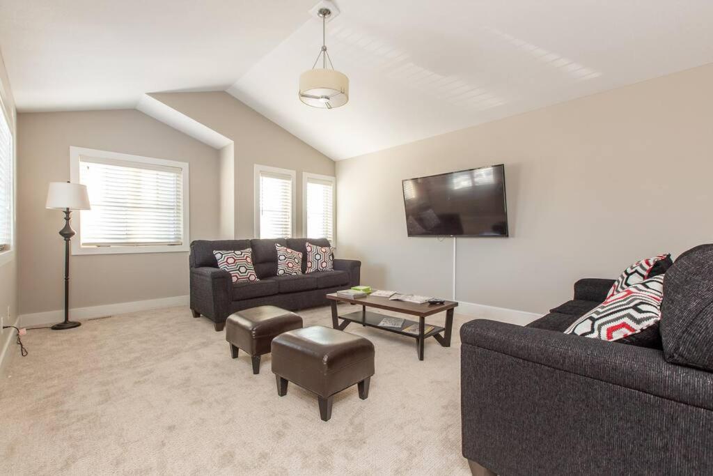 Shop, Dine, and Comfort Family Home Henday Drive Gem