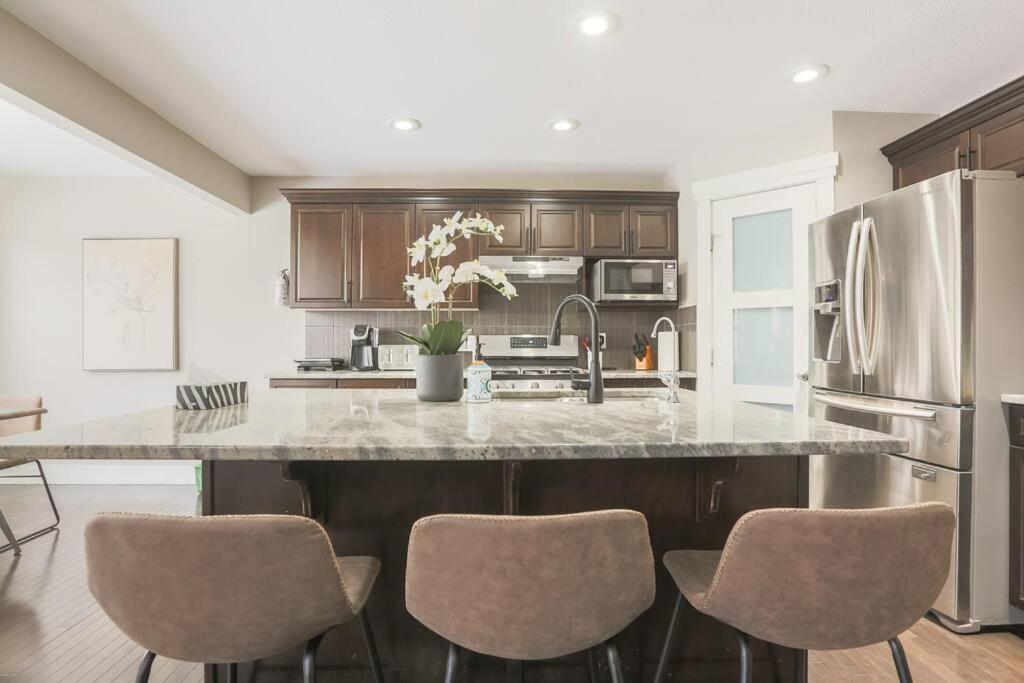 Shop, Dine, and Comfort Family Home Henday Drive Gem