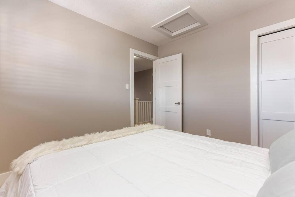 Shop, Dine, and Comfort Family Home Henday Drive Gem