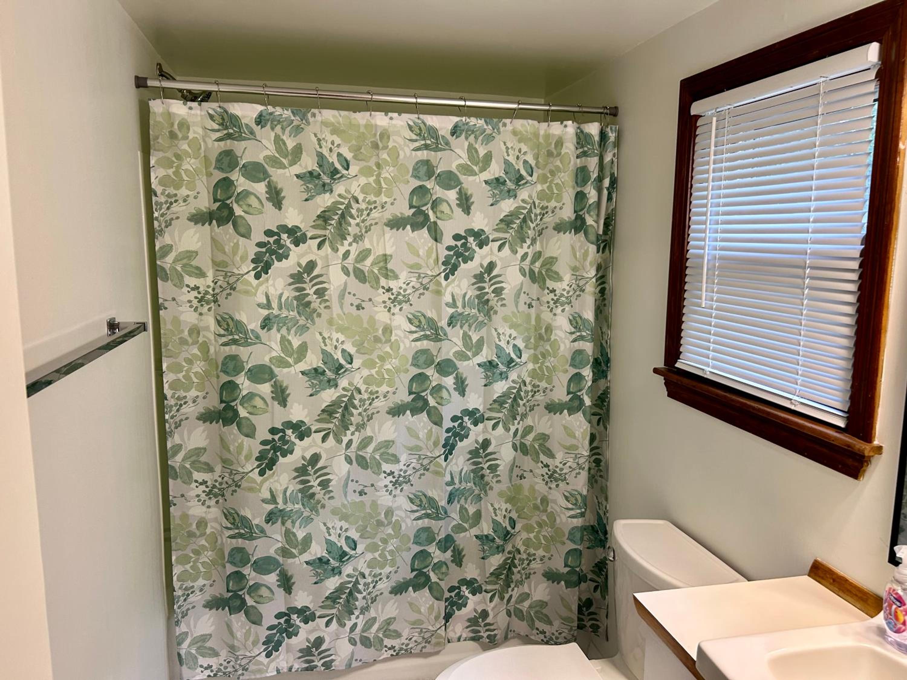 Traveler’s Den in Medford, photo 10