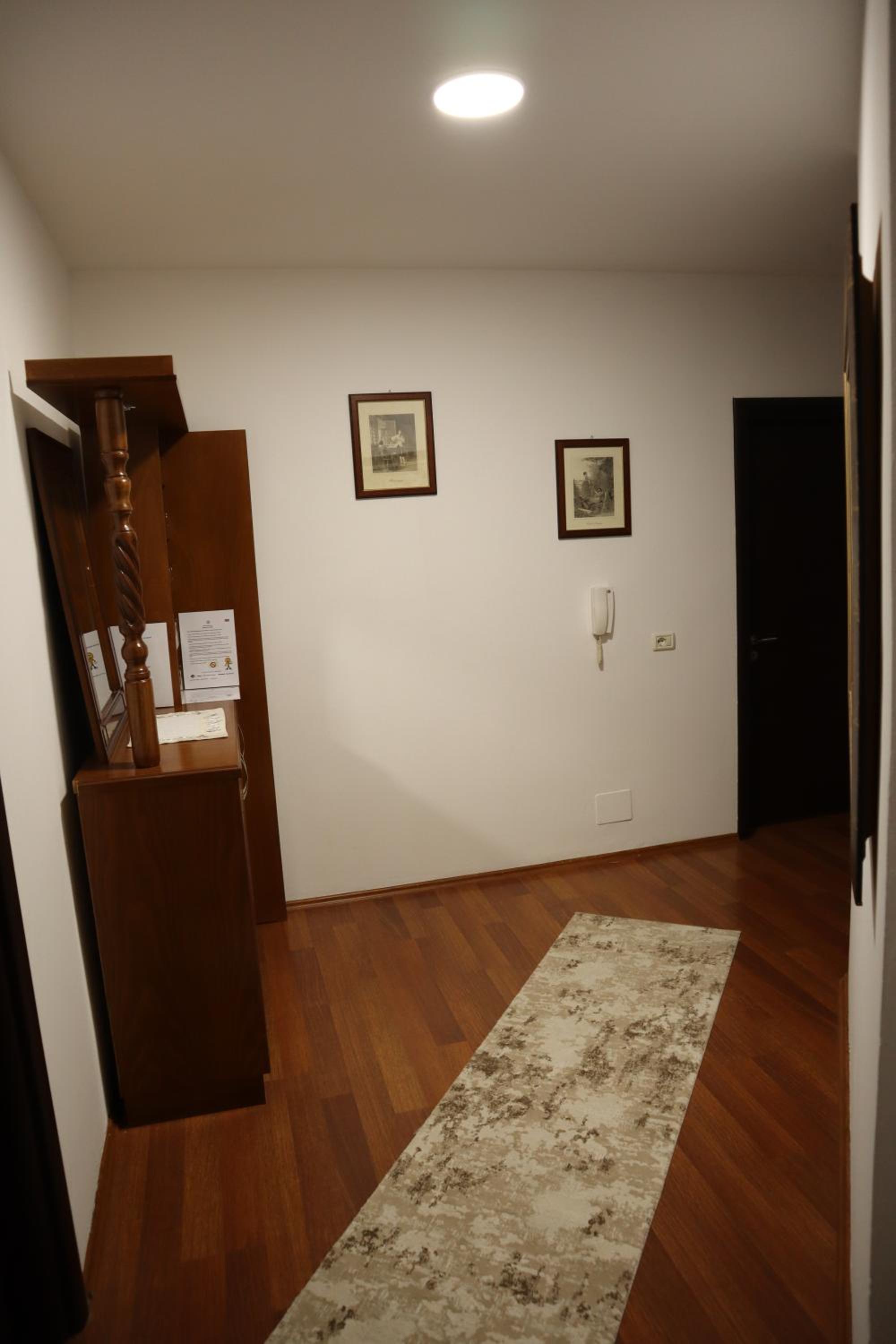 Prima Apartments photo 2