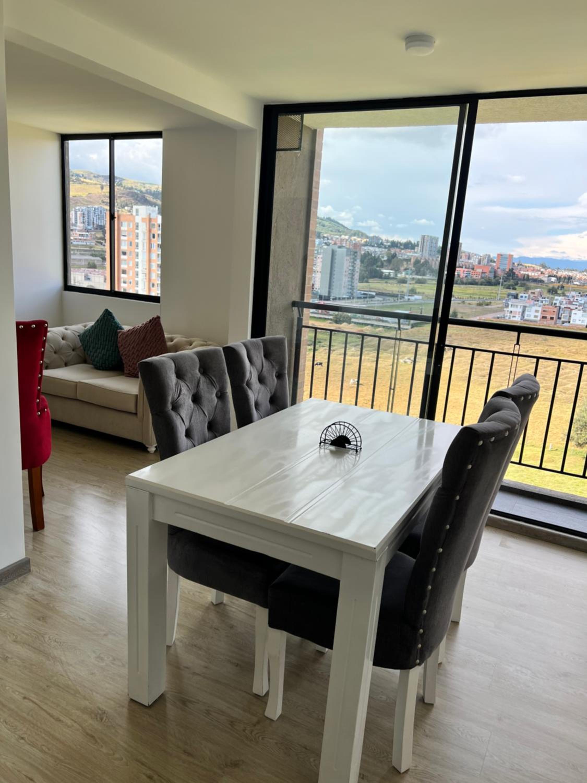 Nuevo Apartamento frente al Centro Comercial VIVA