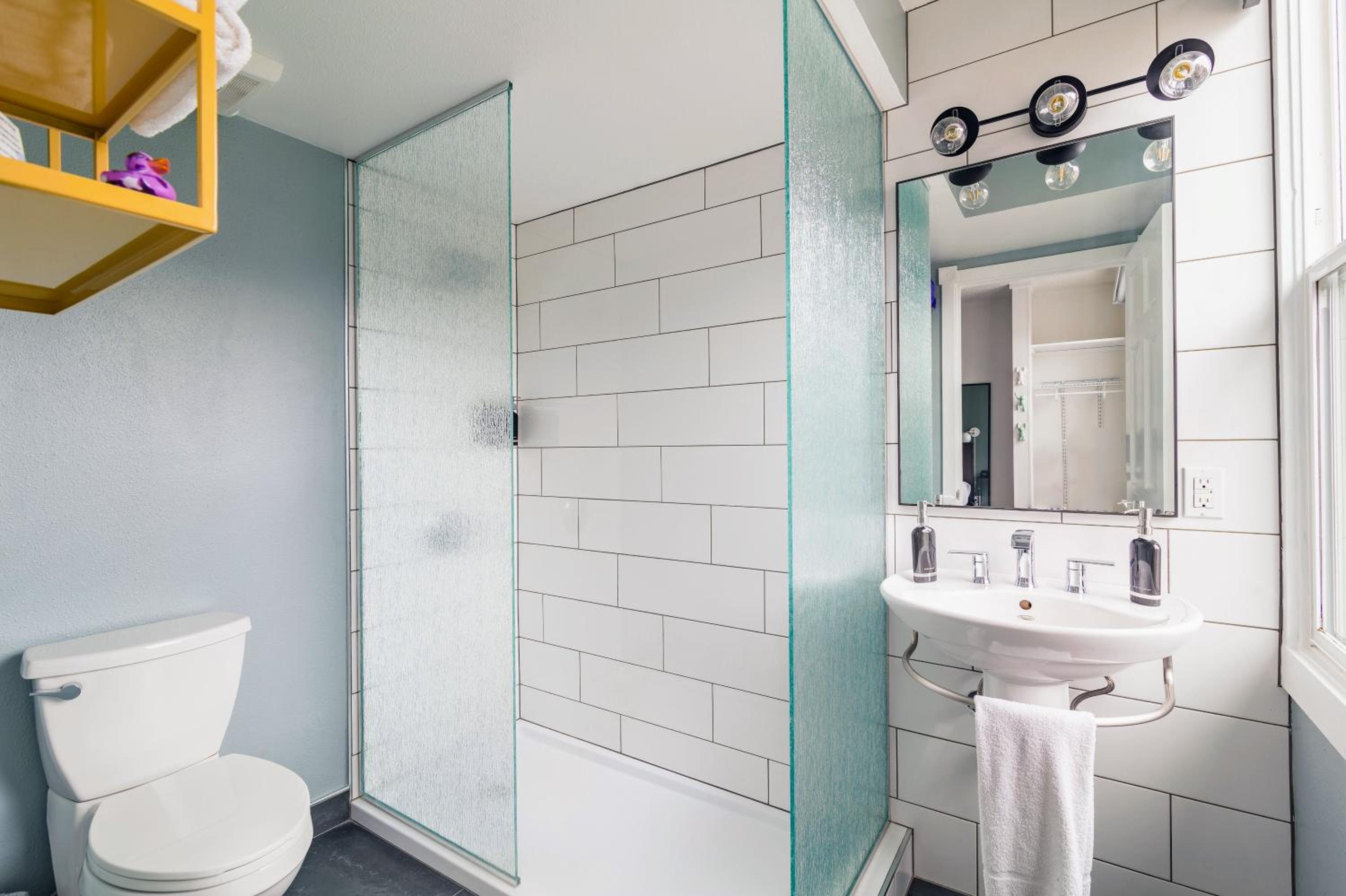 Juneau Vacations - Silverbow Inn  Suites - Property Image 33