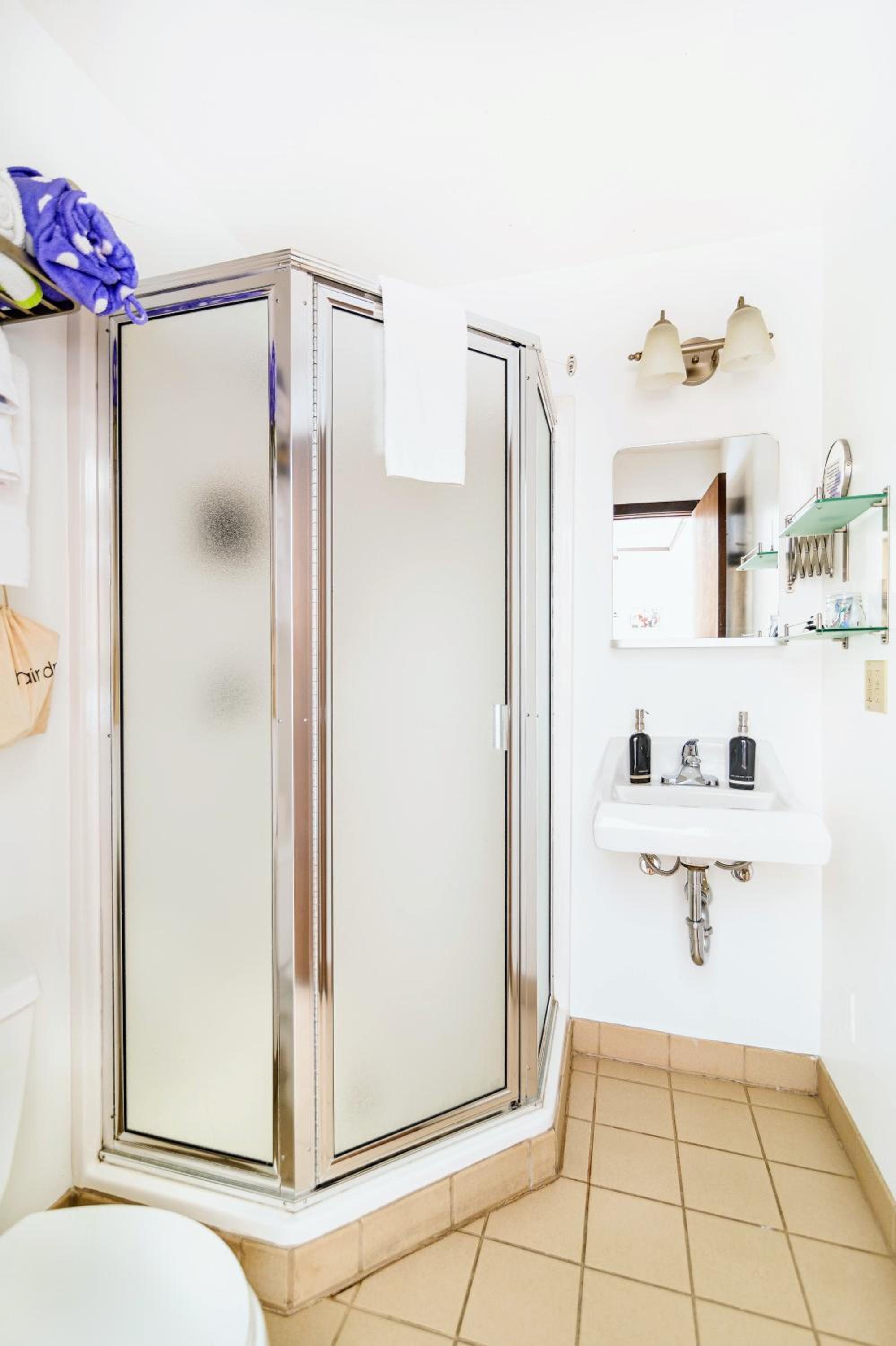 Juneau Vacations - Silverbow Inn  Suites - Property Image 34