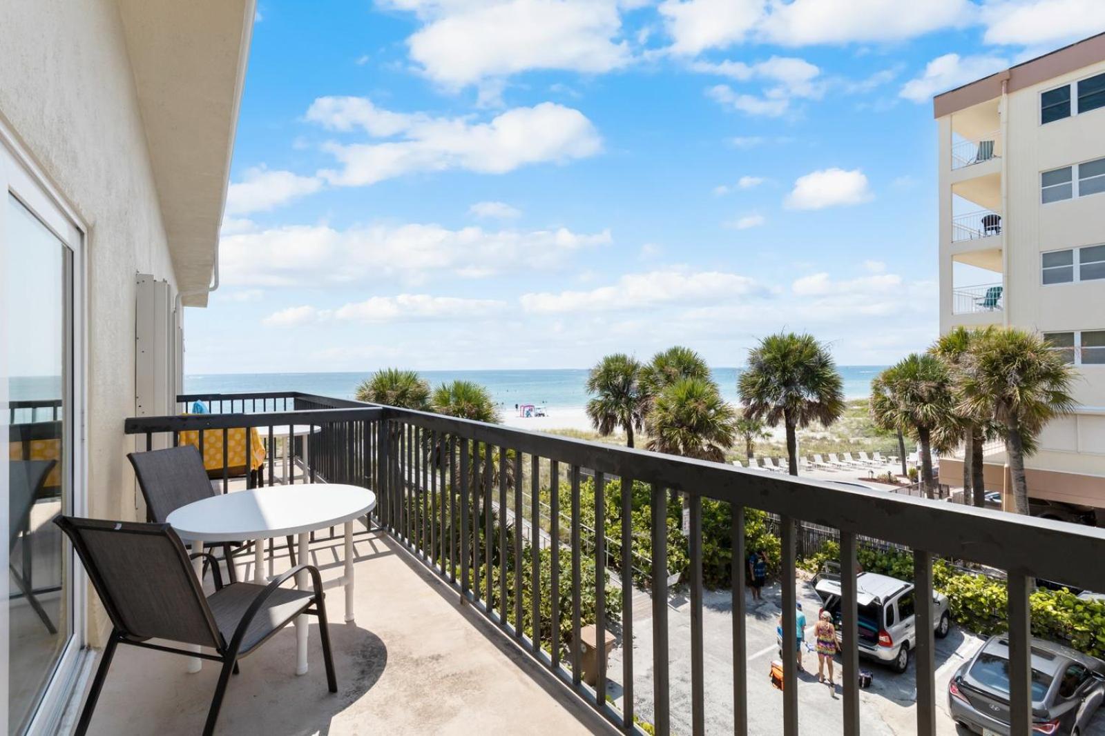 Beach View 1b 1b - Balcony - King - Surf Song #346