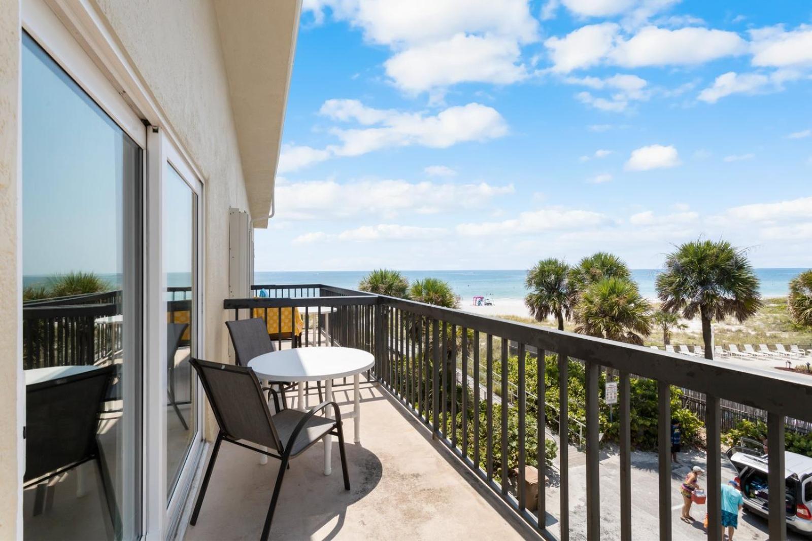 Beach View 1b 1b - Balcony - King - Surf Song #346