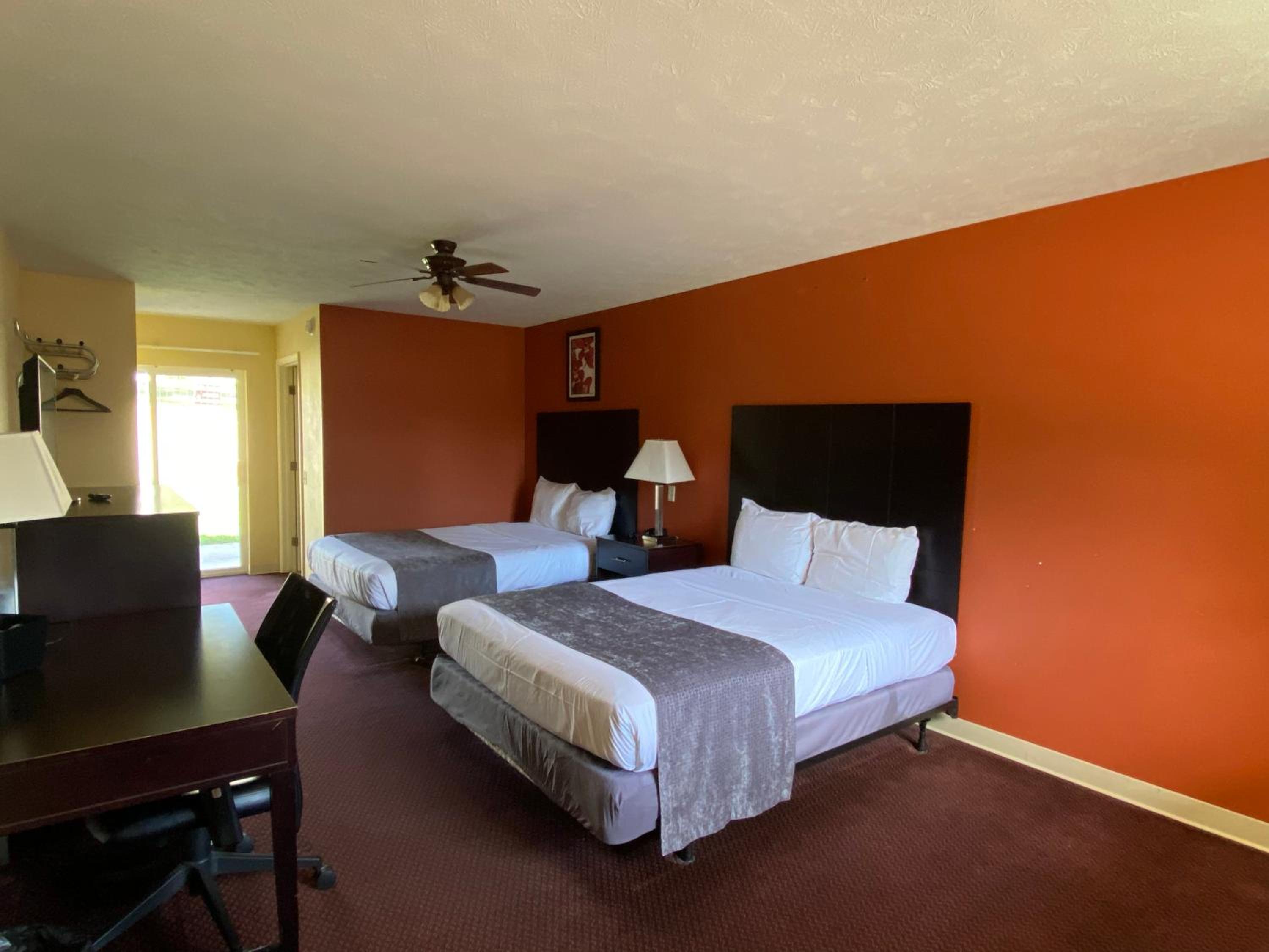 Aya's Blossoms Inn - Property Image 6