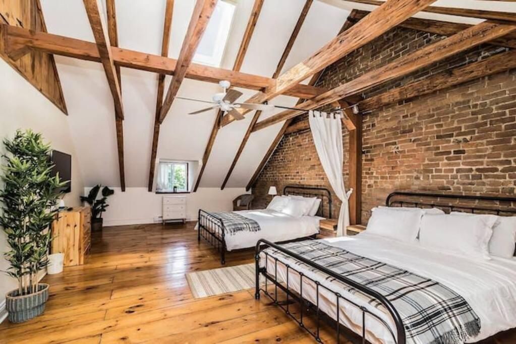 MTL Artist Loft - Champs