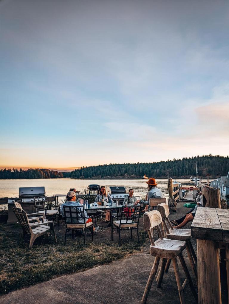 Jade Resort-Oceanfront Suites in Gowlland Harbour