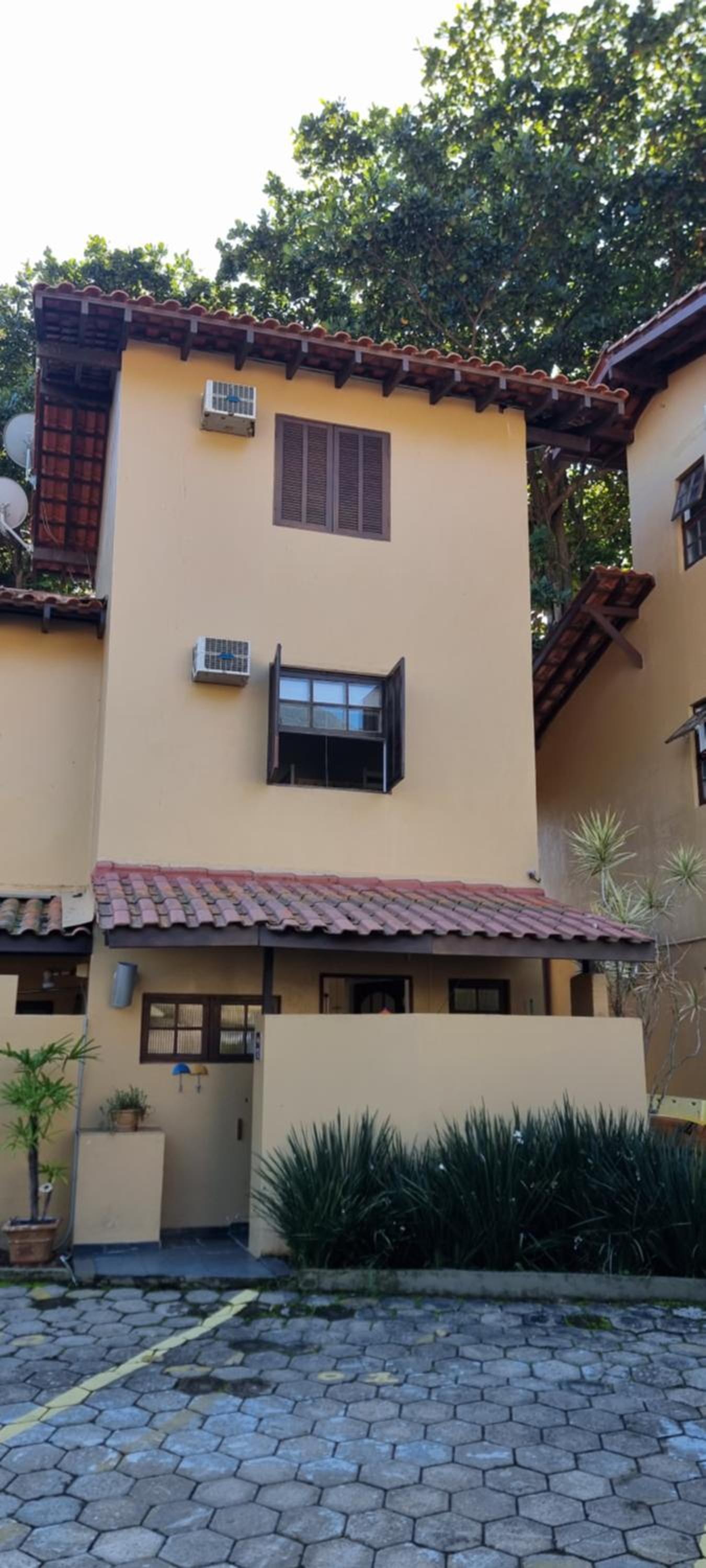 Casa Ilhabela Frente ao Mar Condominio Alto Padrão
