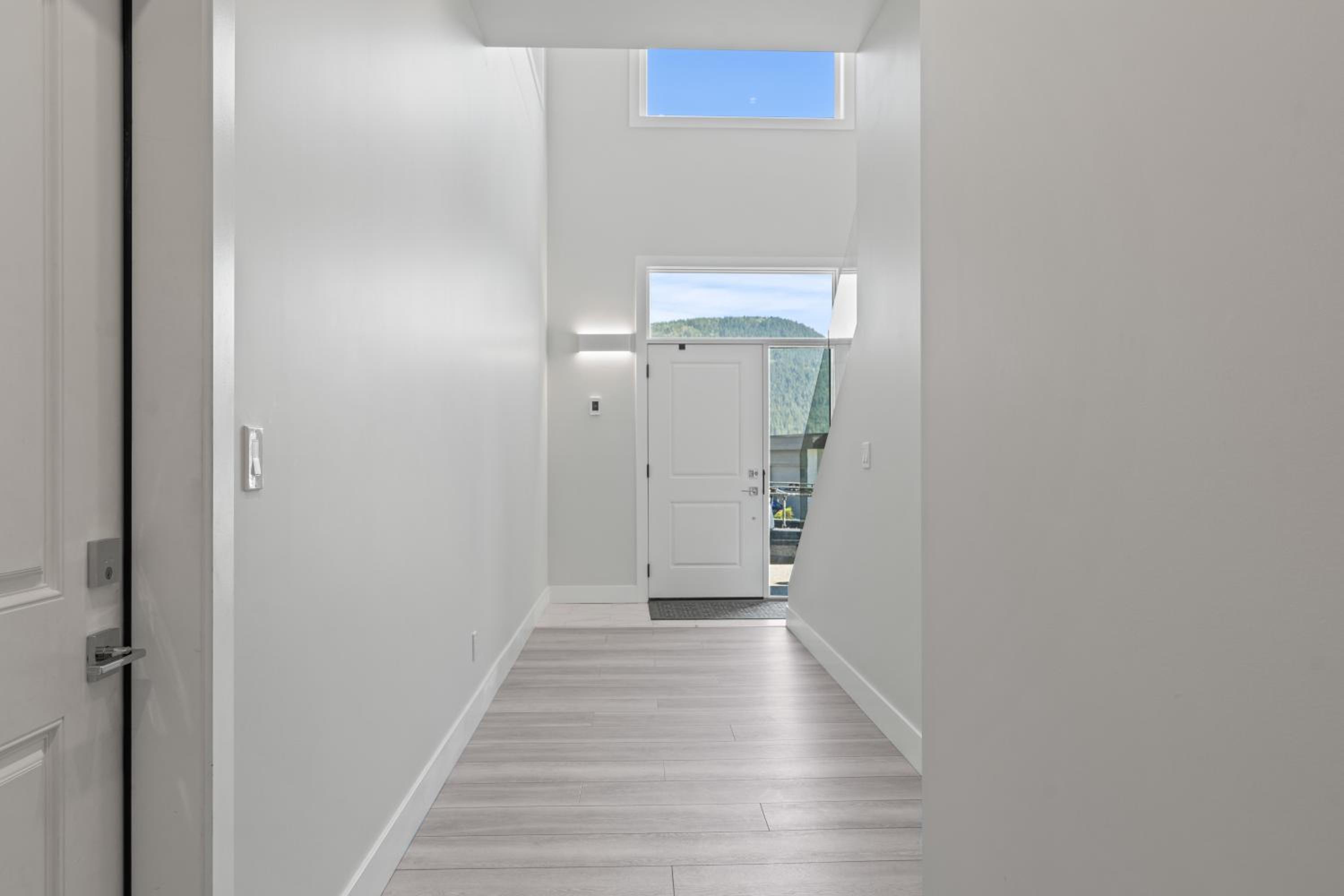 Above It All - Upper Suite, Close to Ski Resort
