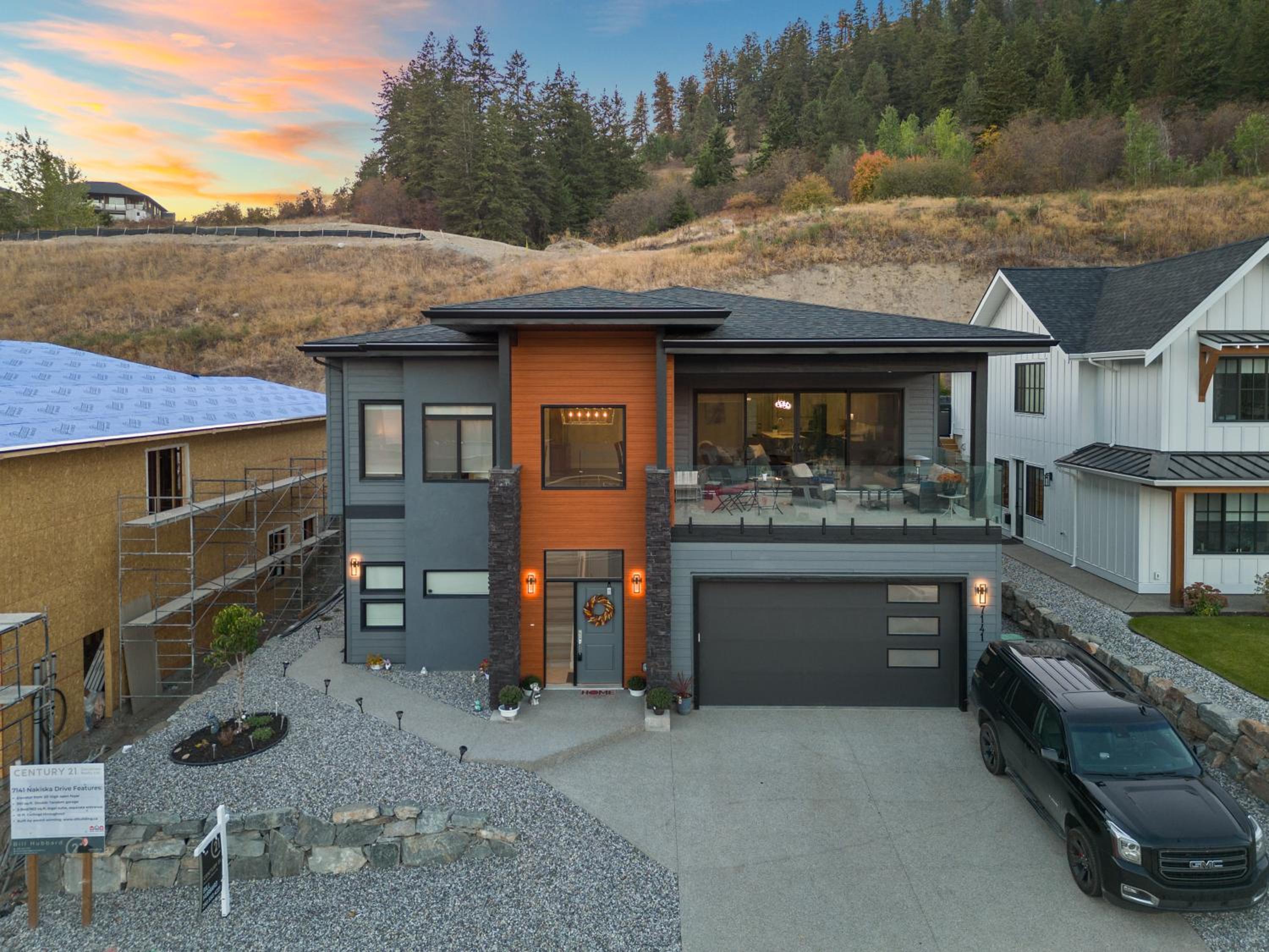 Above It All - Upper Suite, Close to Ski Resort