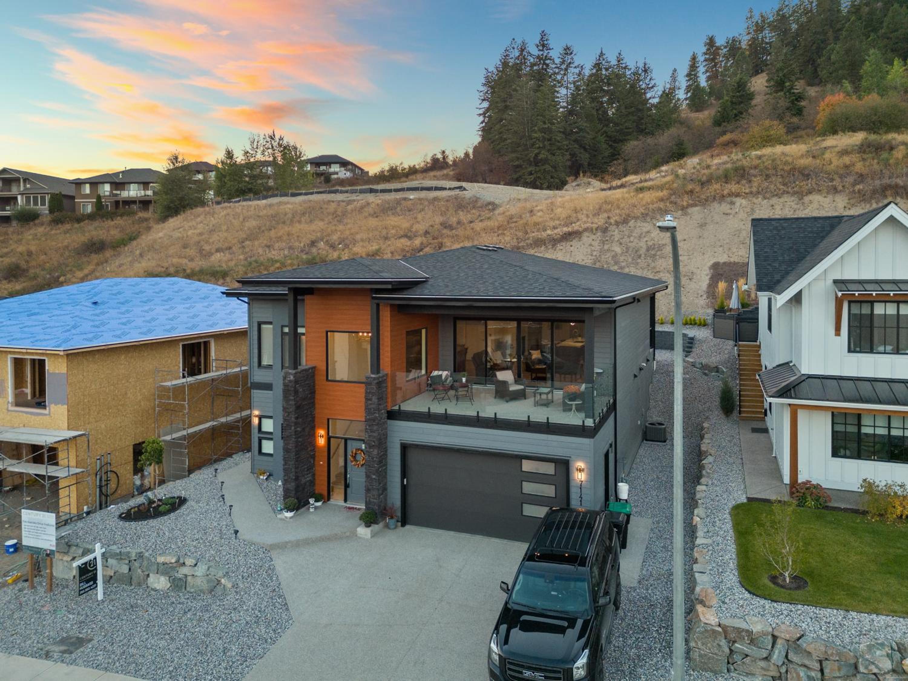 Above It All - Upper Suite, Close to Ski Resort